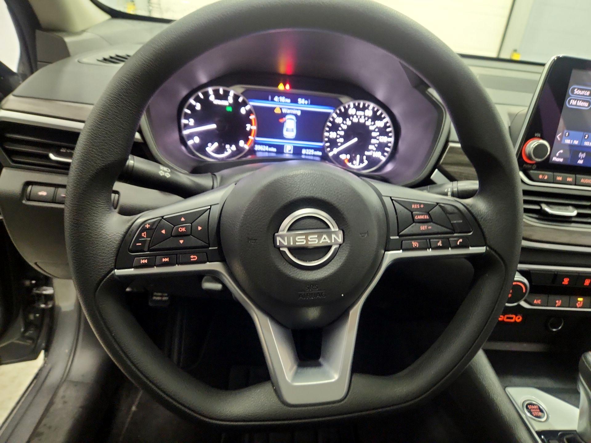 Thumbnail: 2025 Nissan Altima - 10