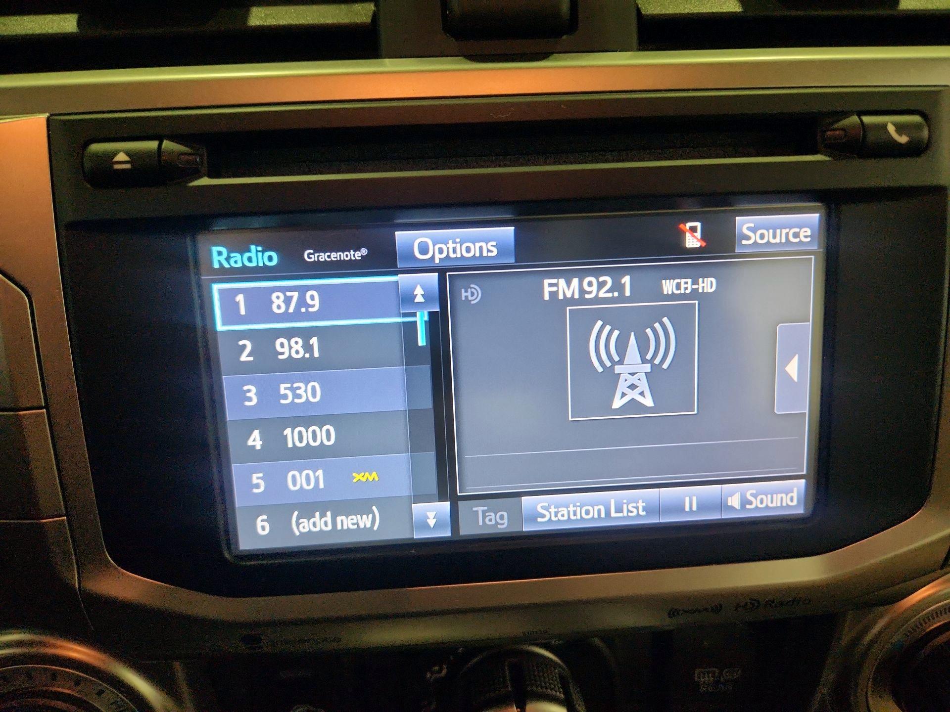 Thumbnail: 2018 Toyota 4Runner - 16