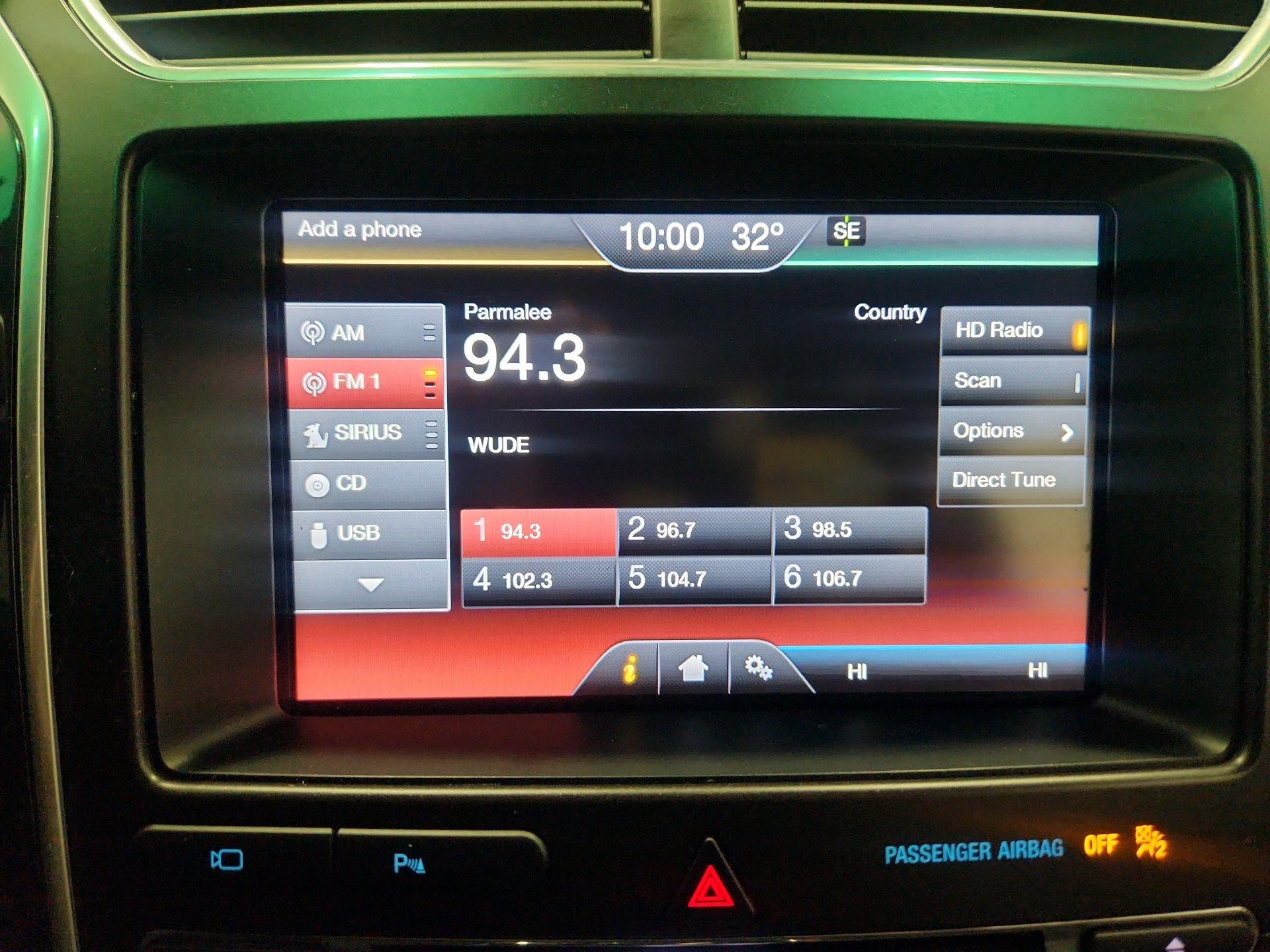 Thumbnail: 2016 Ford Explorer - 16