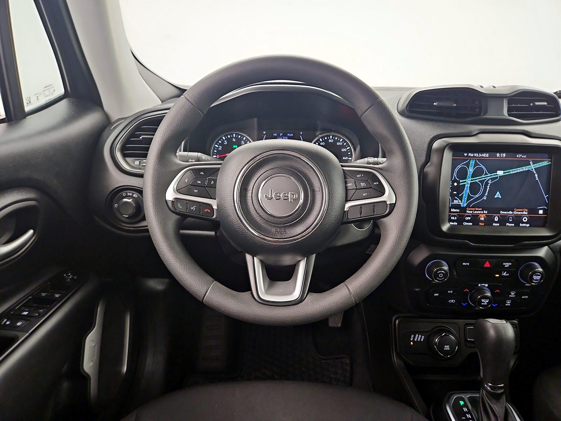 Thumbnail: 2023 Jeep Renegade - 10