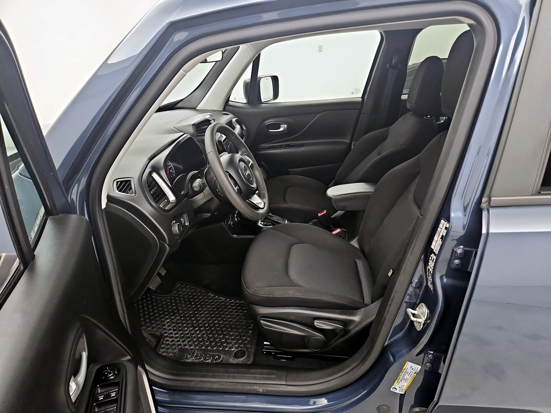 Thumbnail: 2023 Jeep Renegade - 11