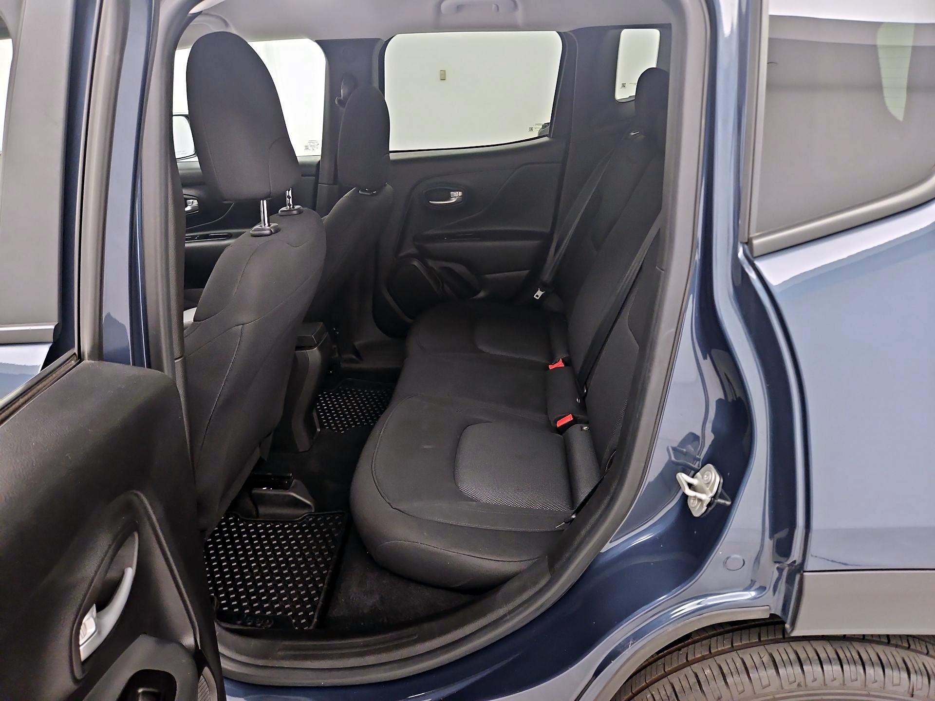 Thumbnail: 2023 Jeep Renegade - 20