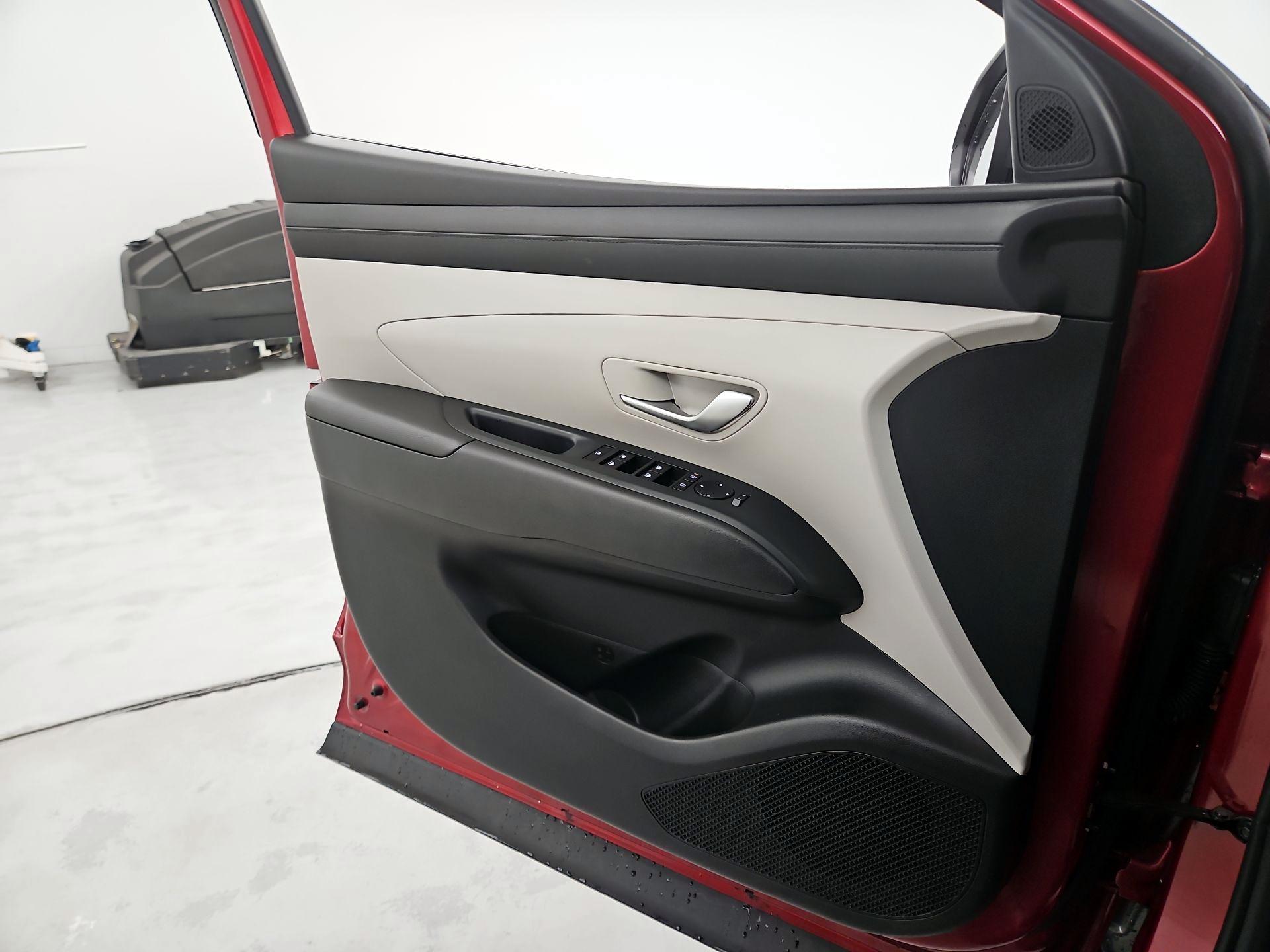 Thumbnail: 2025 Hyundai Tucson - 12