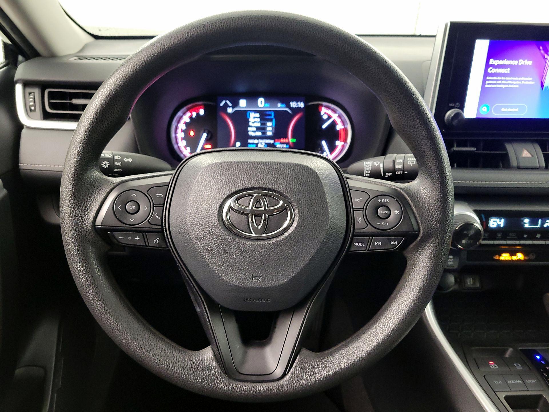 Thumbnail: 2024 Toyota RAV4 - 10