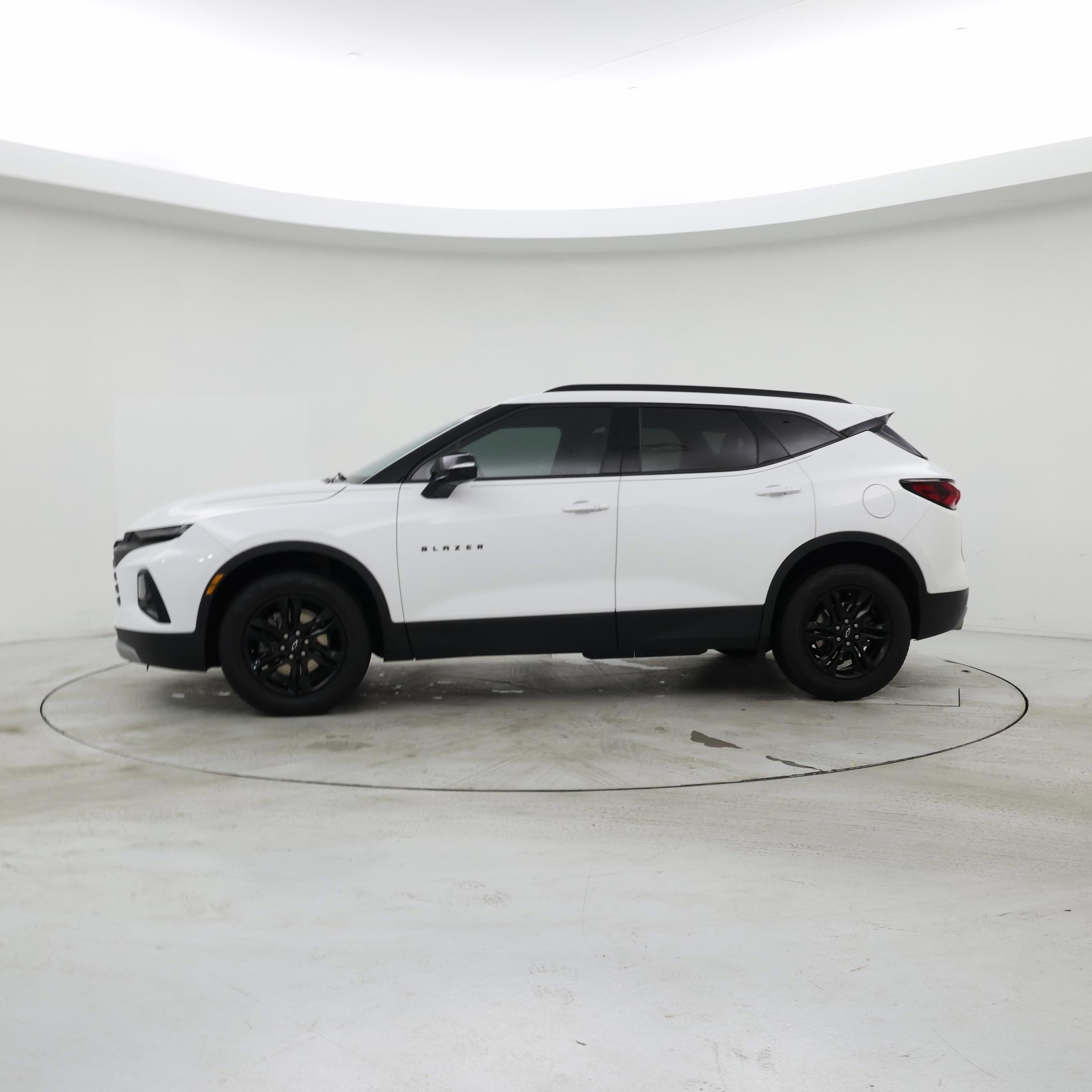 Thumbnail: 2021 Chevrolet Blazer - 3