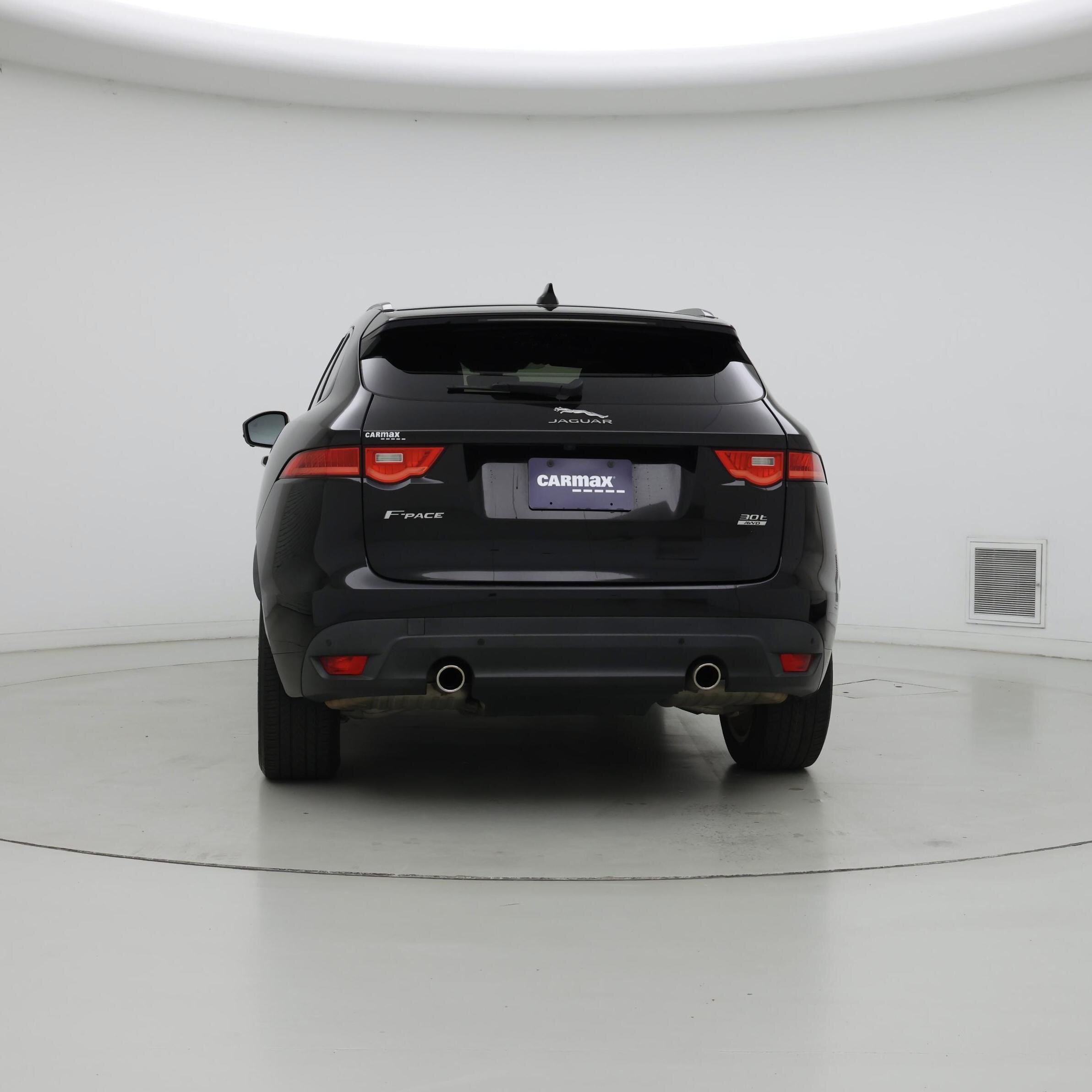 Thumbnail: 2019 Jaguar F-Pace - 6