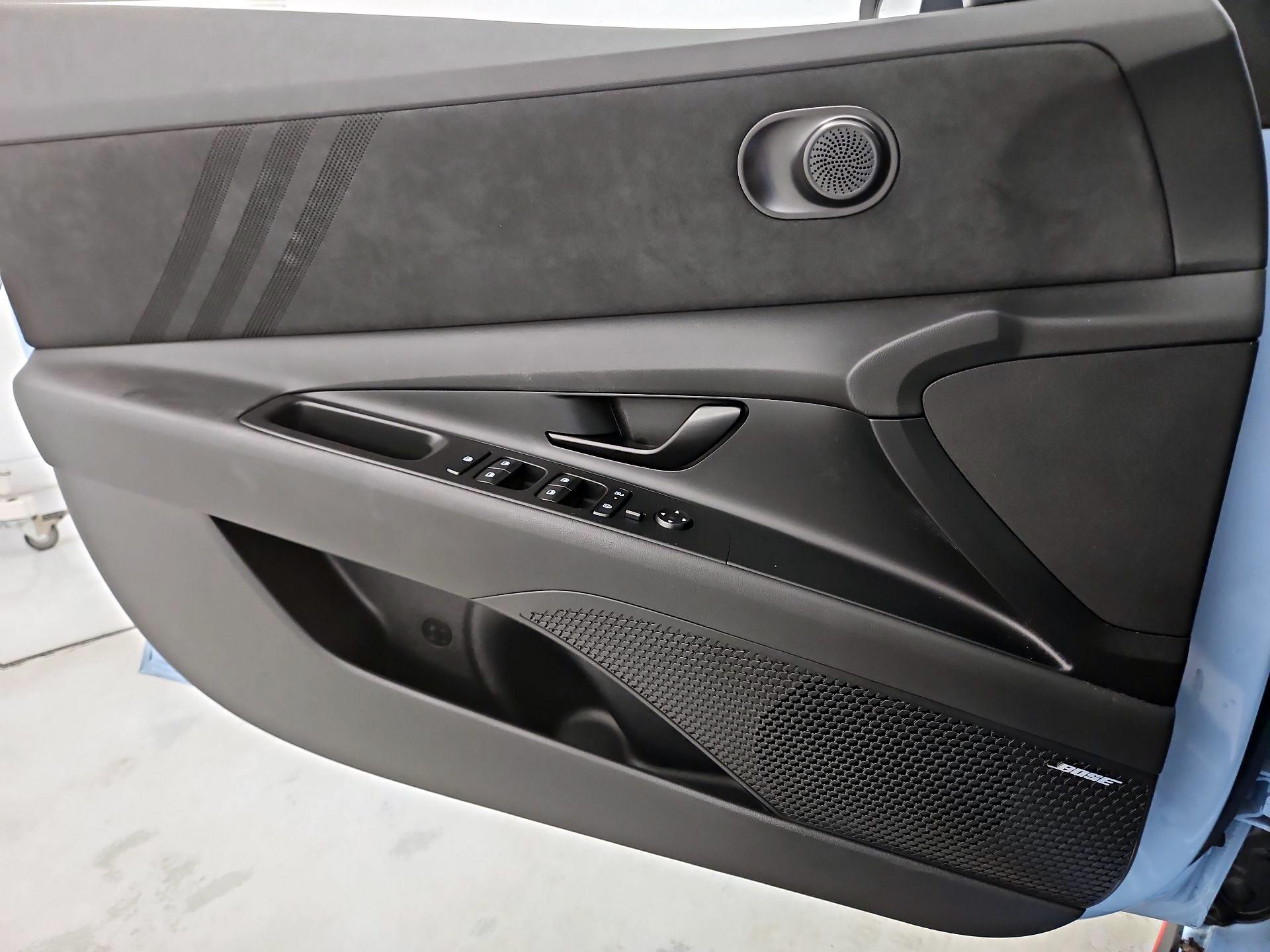 Thumbnail: 2025 Hyundai Elantra - 12