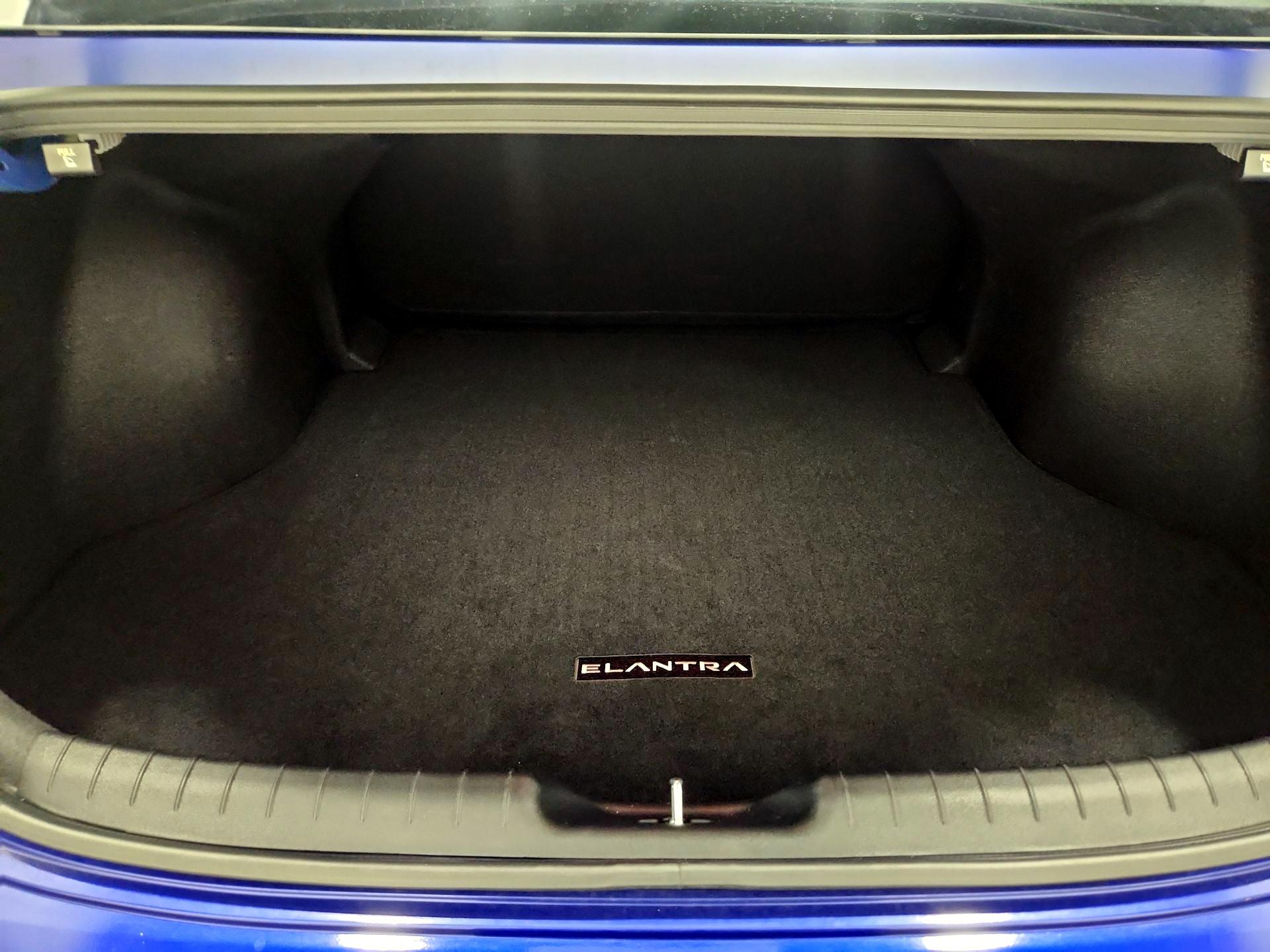 Thumbnail: 2025 Hyundai Elantra - 20