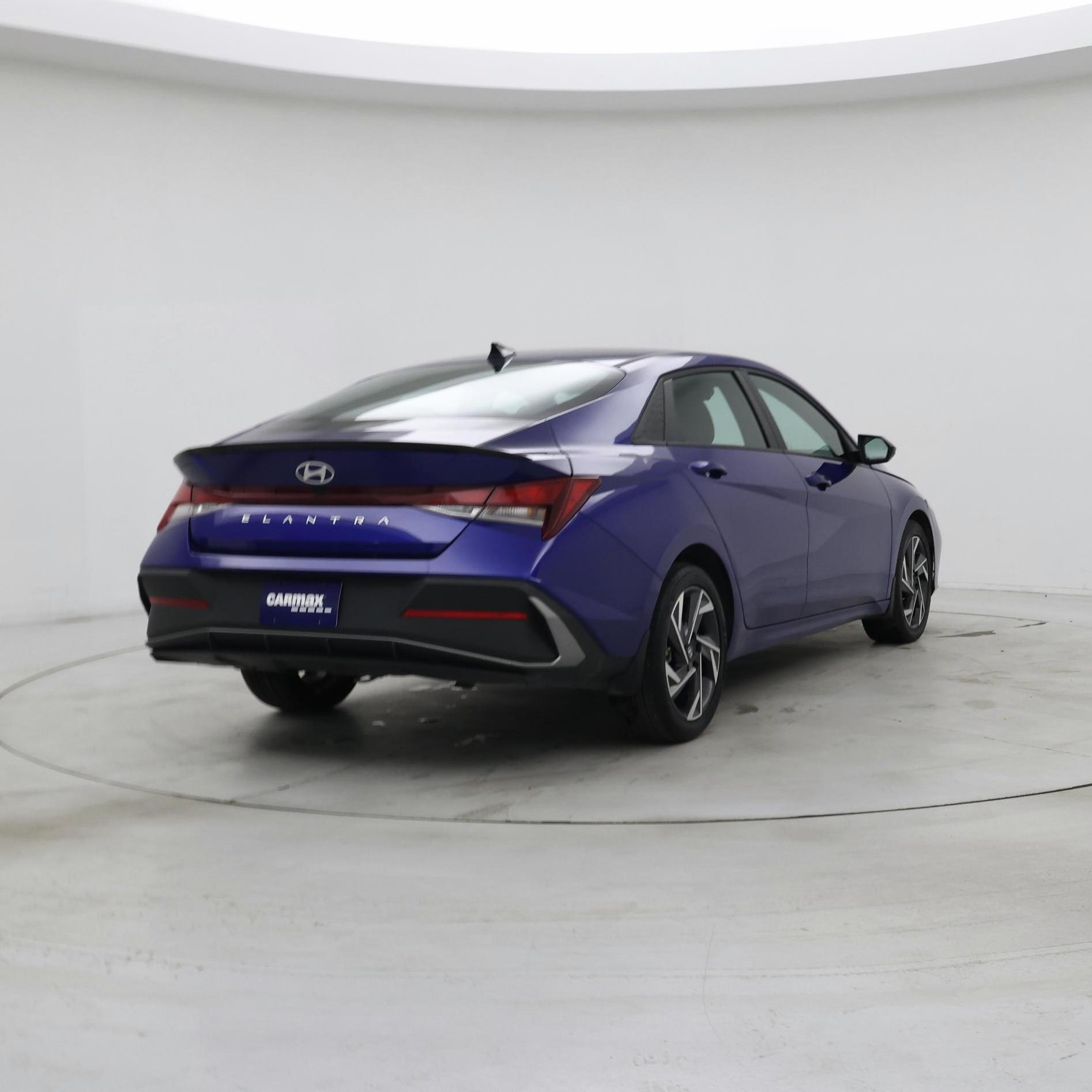 Thumbnail: 2025 Hyundai Elantra - 8