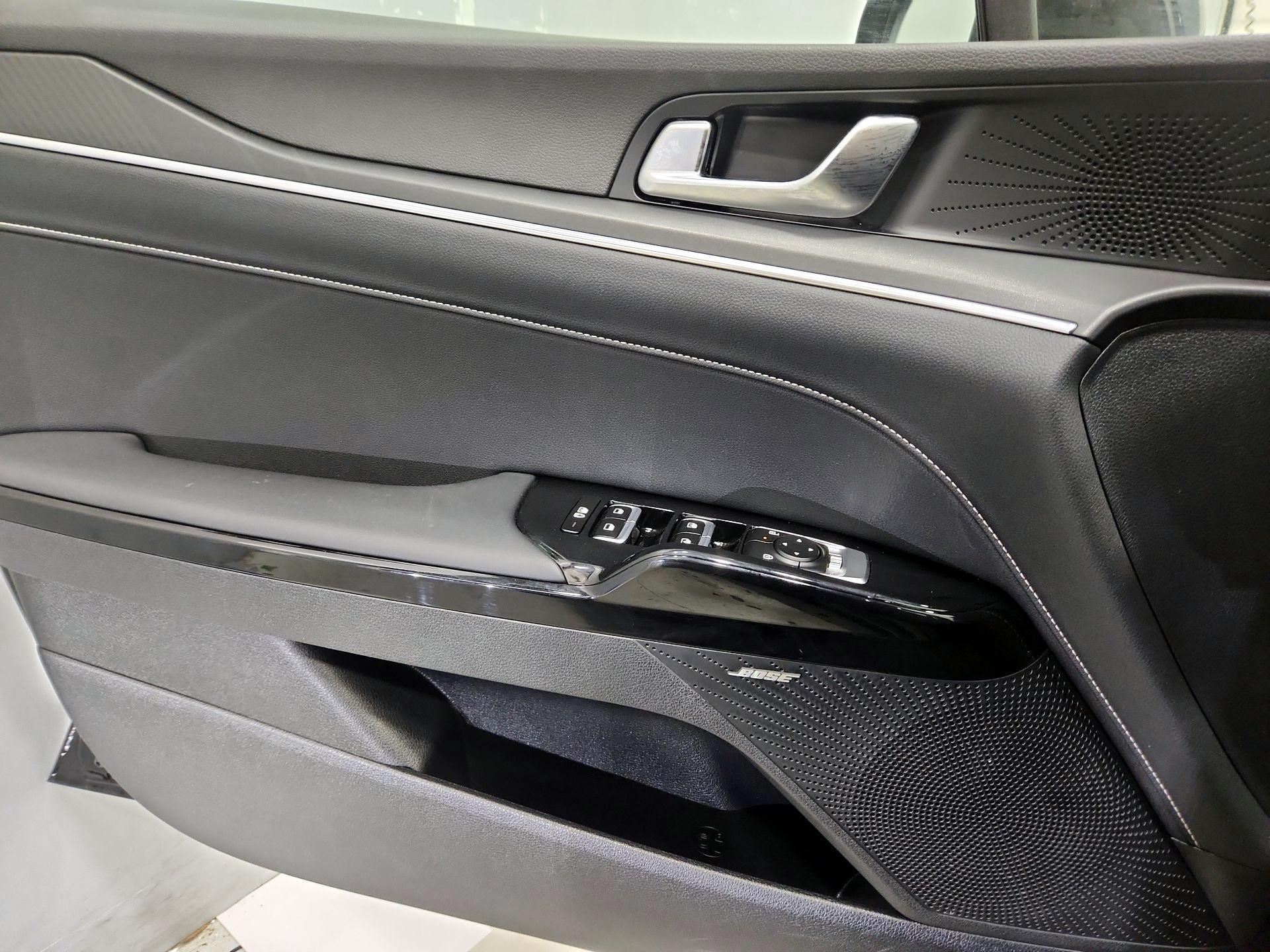 Thumbnail: 2025 Kia K5 - 12