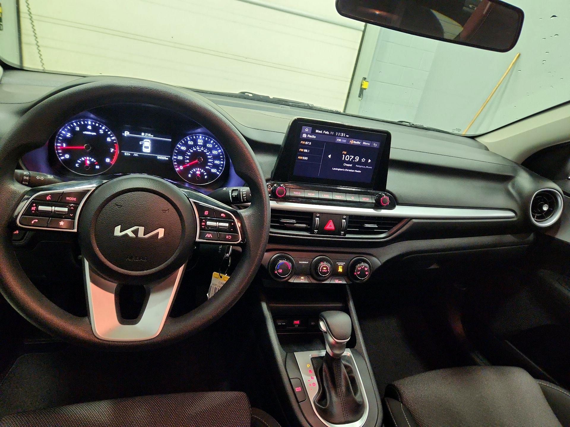 Thumbnail: 2024 Kia Forte - 9