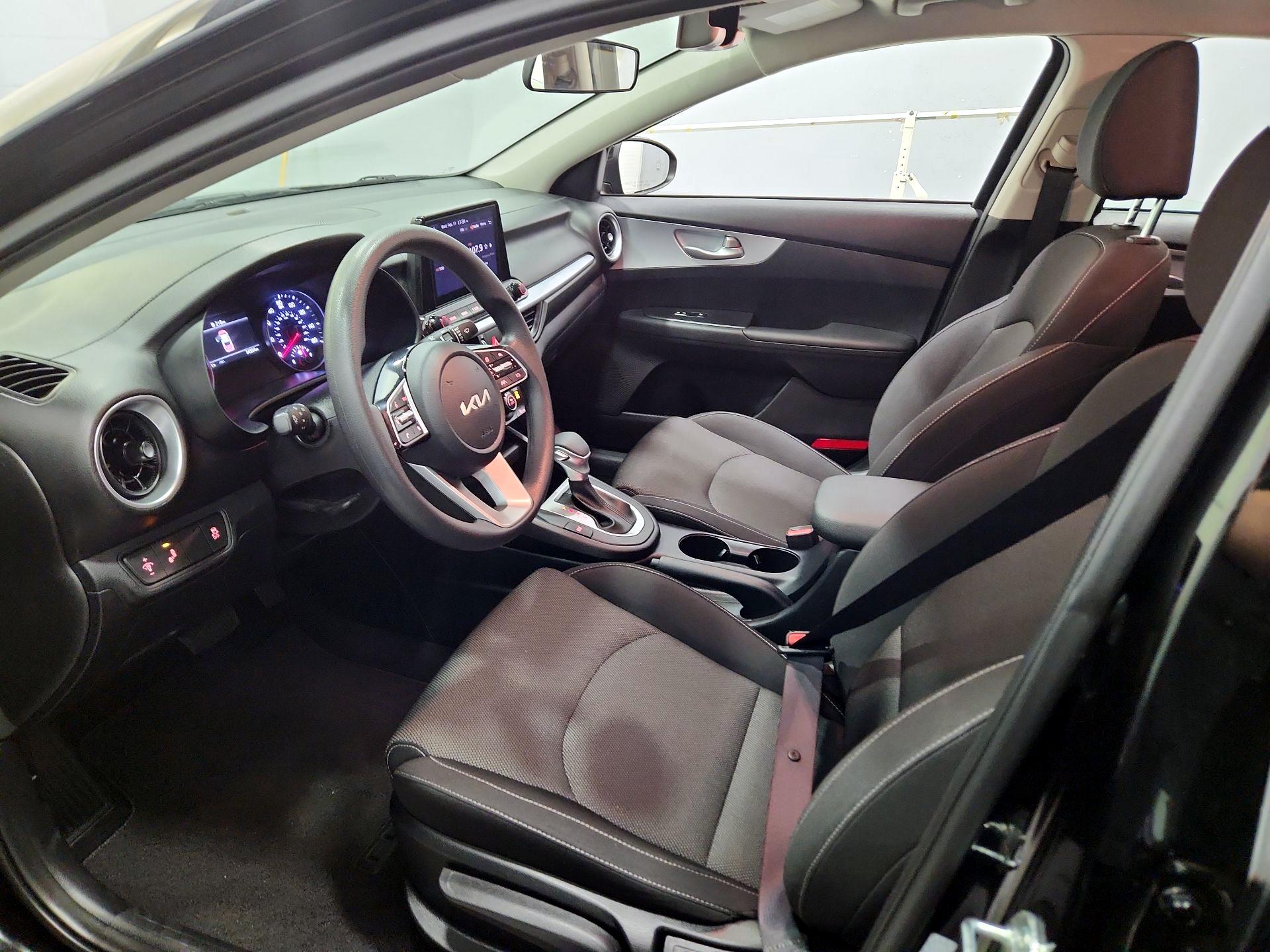 Thumbnail: 2024 Kia Forte - 11