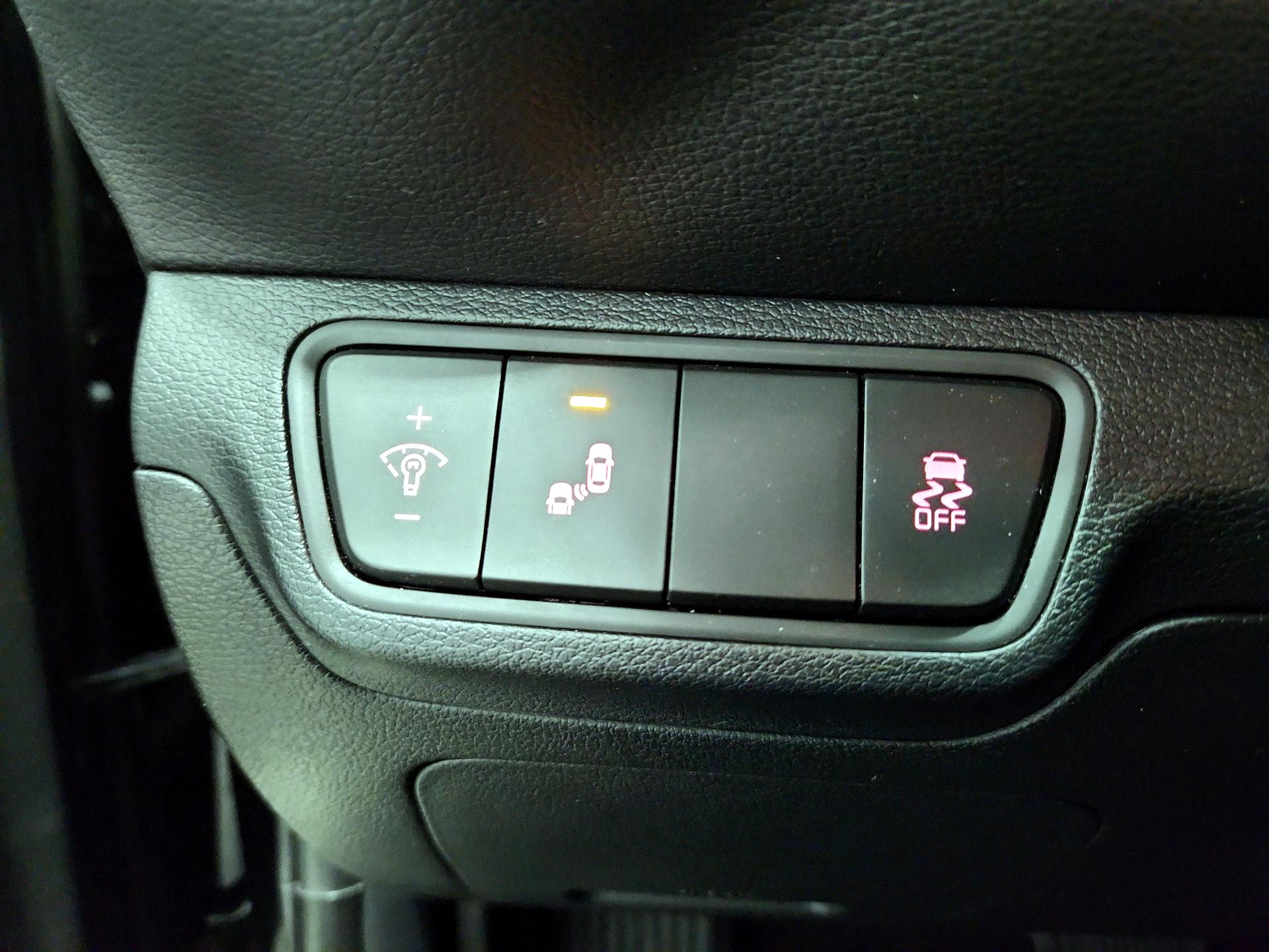 Thumbnail: 2024 Kia Forte - 13