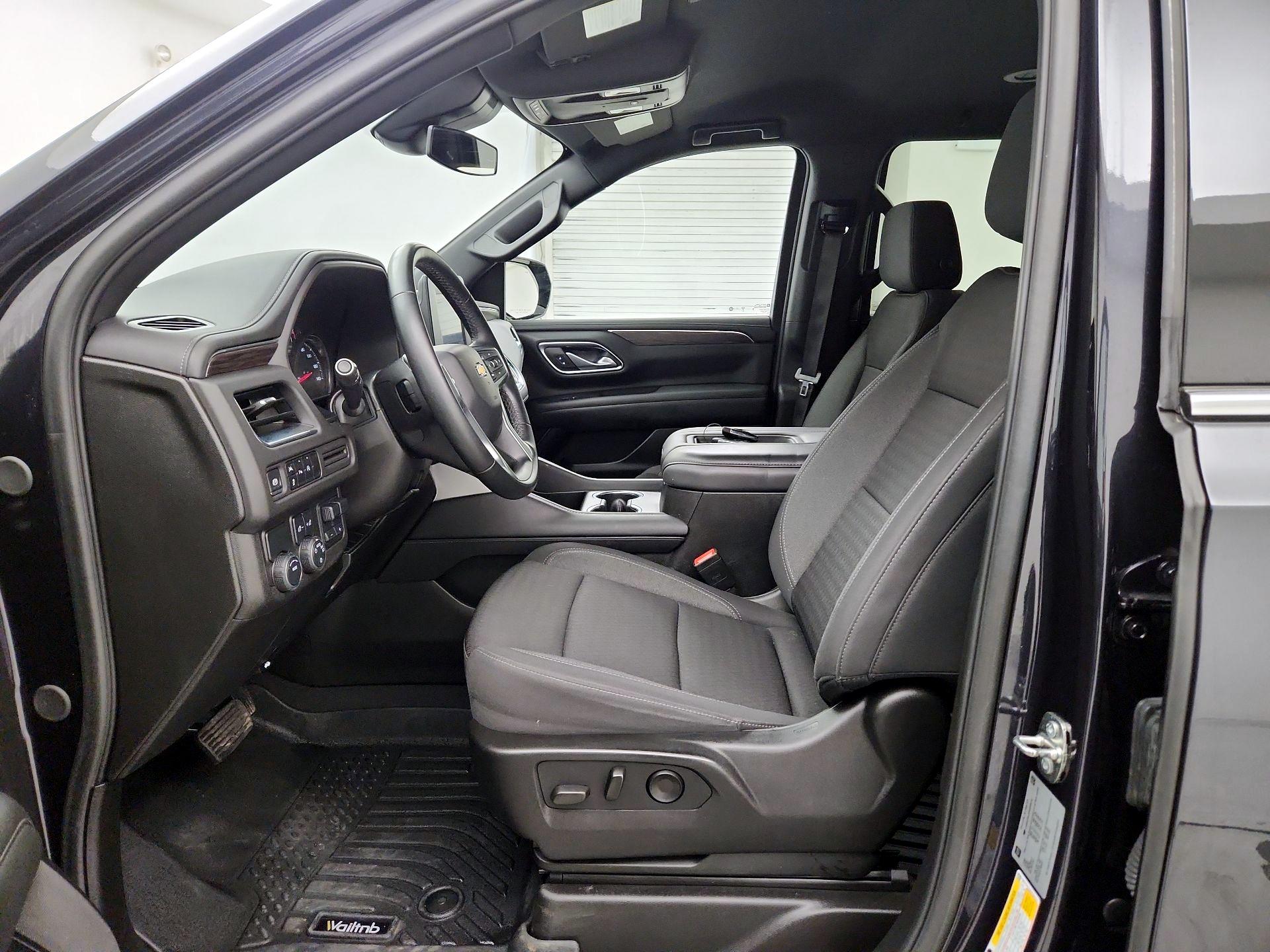 Thumbnail: 2024 Chevrolet Suburban - 9