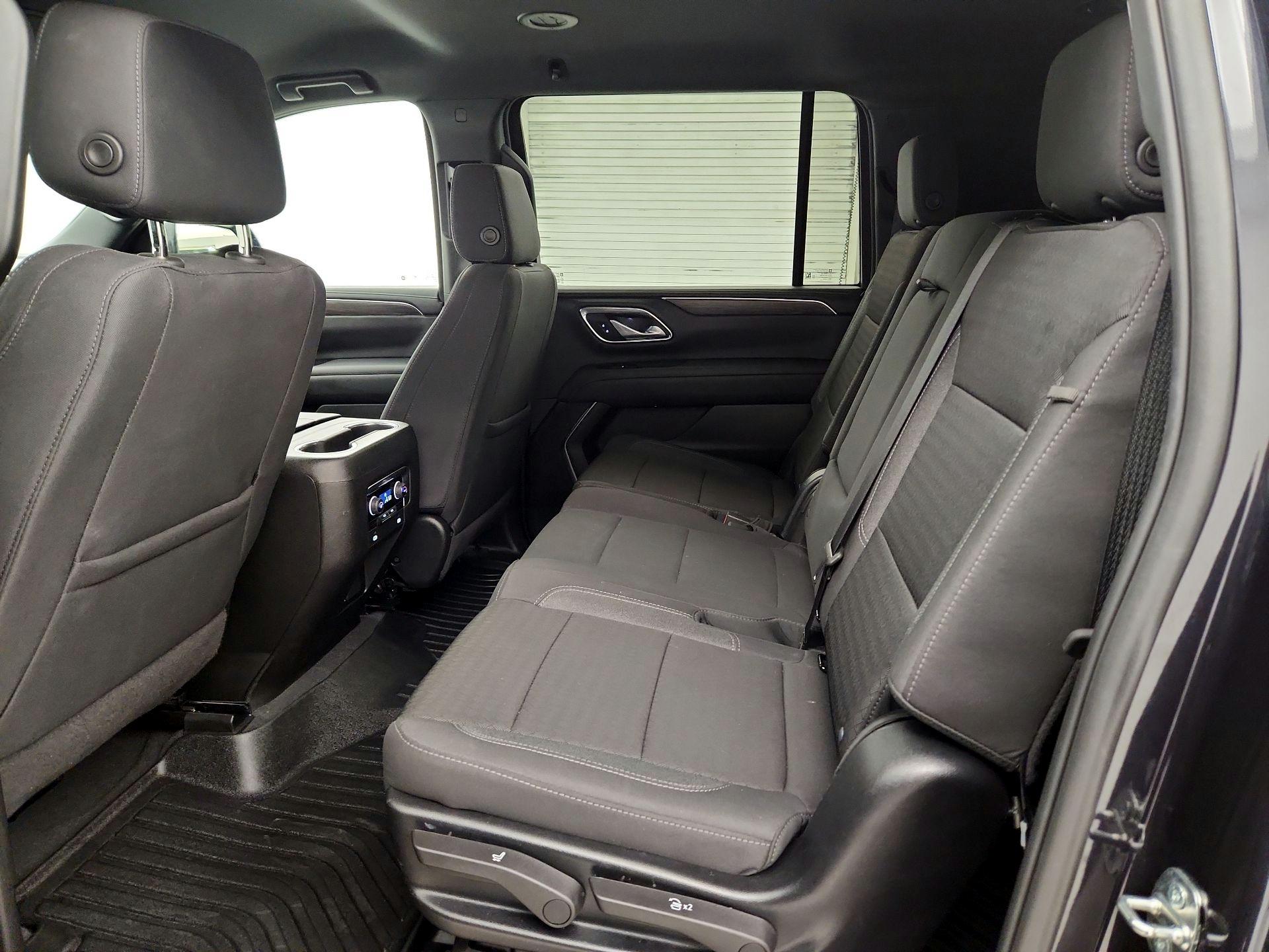 Thumbnail: 2024 Chevrolet Suburban - 17