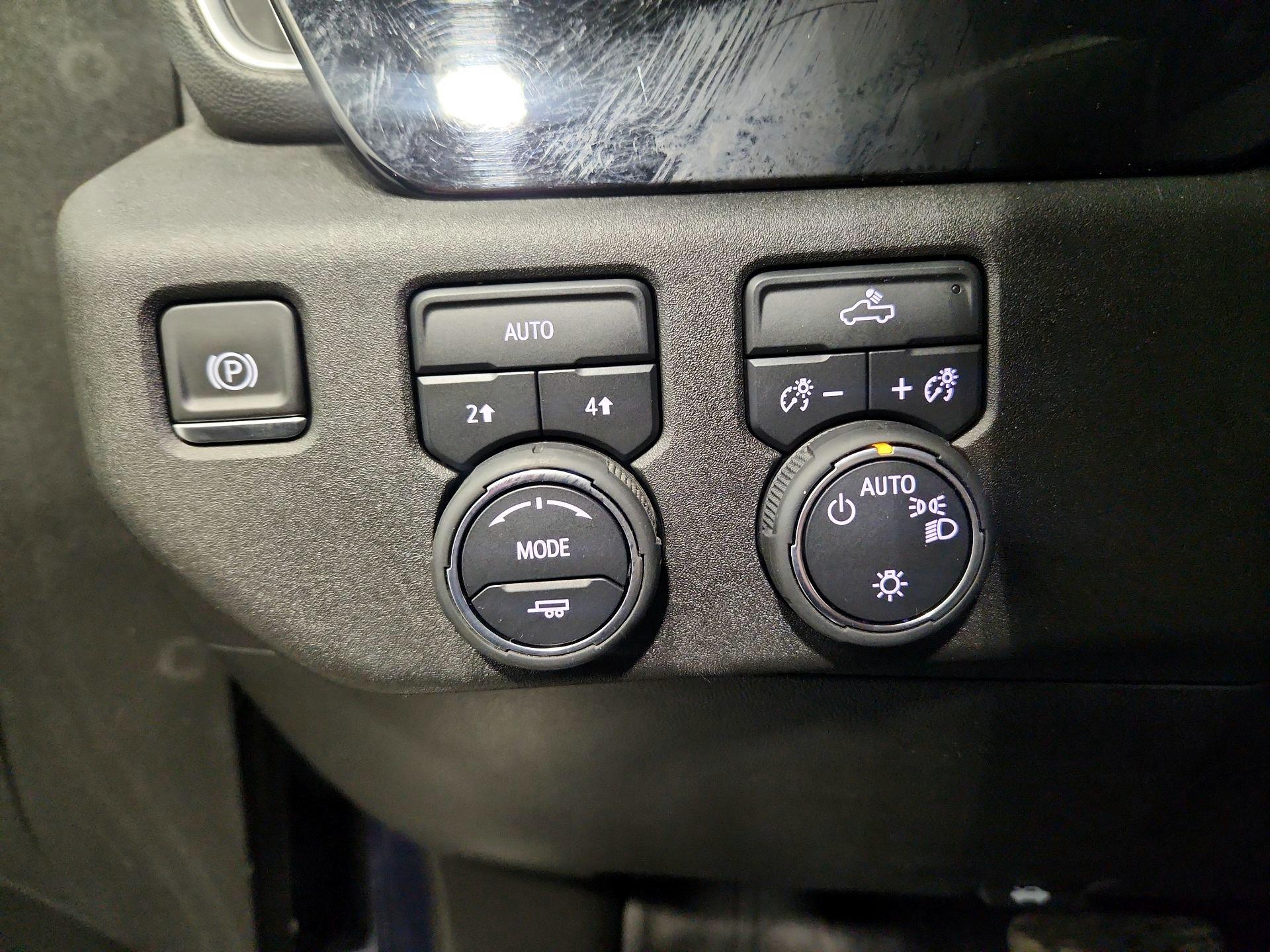 Thumbnail: 2023 Chevrolet Silverado 1500 - 13