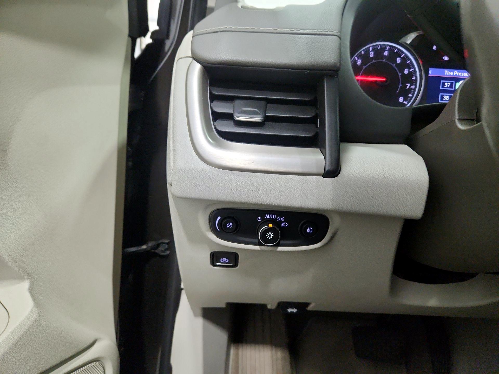 Thumbnail: 2020 GMC Terrain - 13