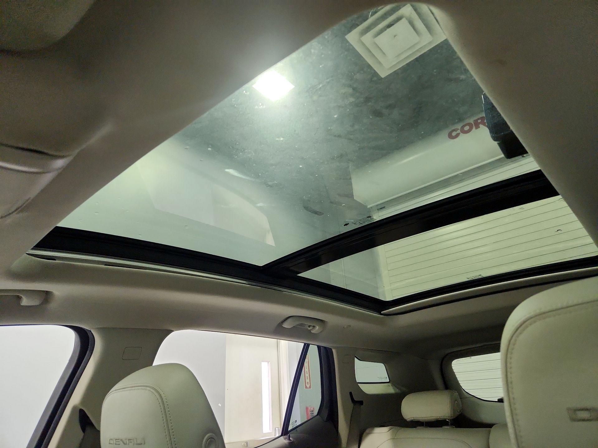 Thumbnail: 2020 GMC Terrain - 20