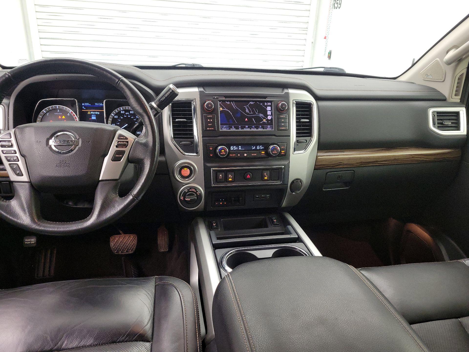 Thumbnail: 2019 Nissan Titan - 9