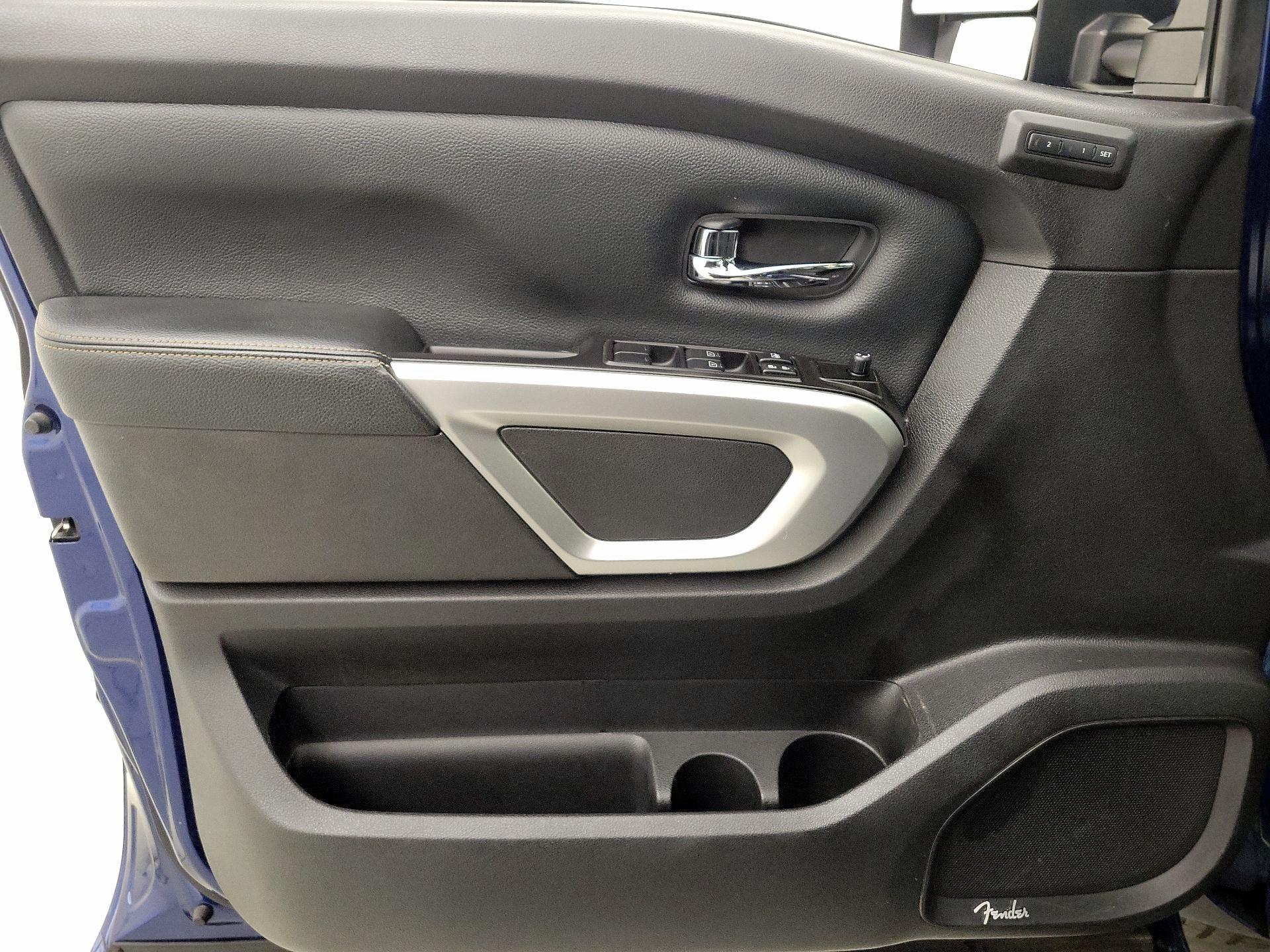 Thumbnail: 2019 Nissan Titan - 12