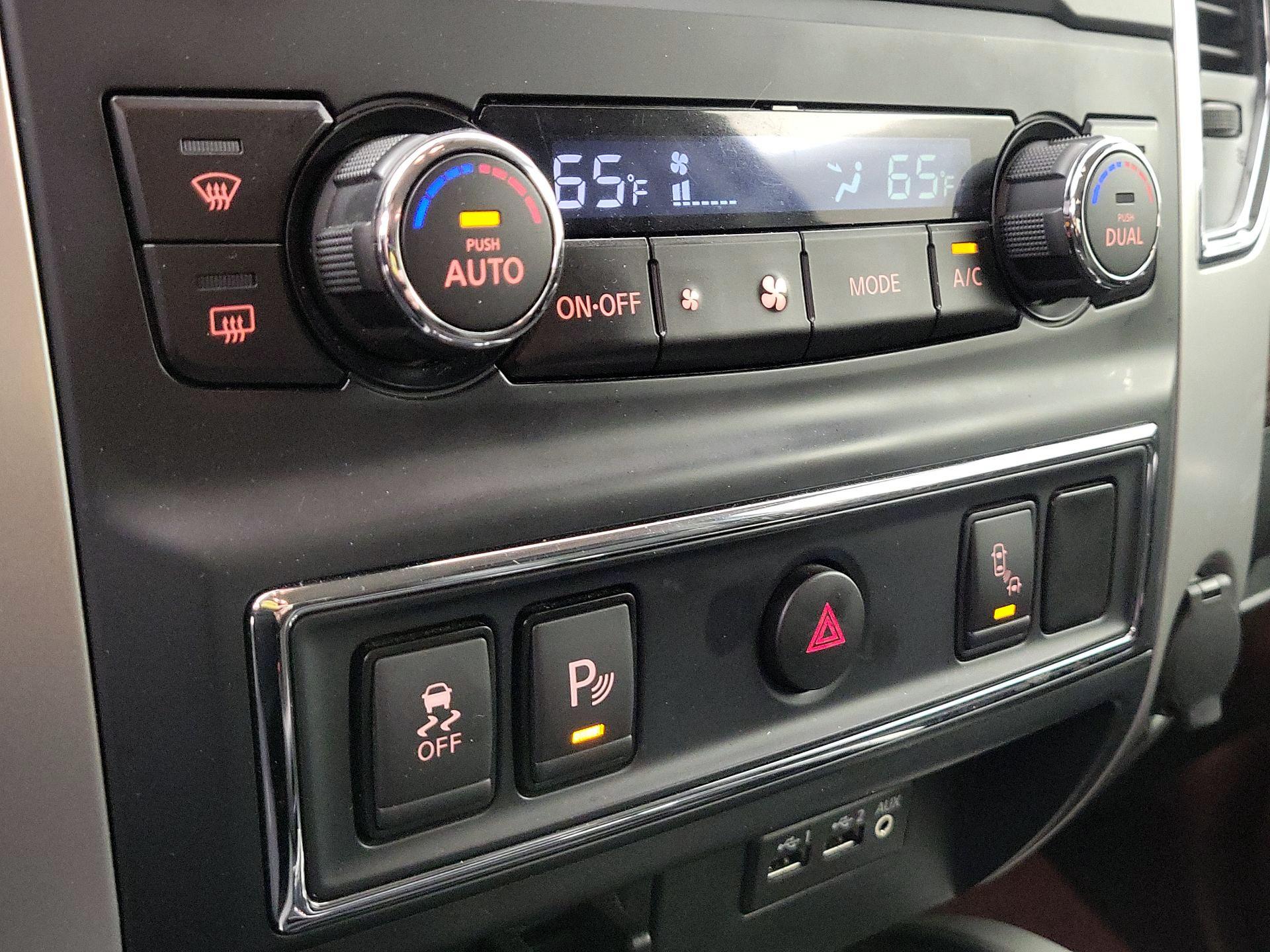 Thumbnail: 2019 Nissan Titan - 17