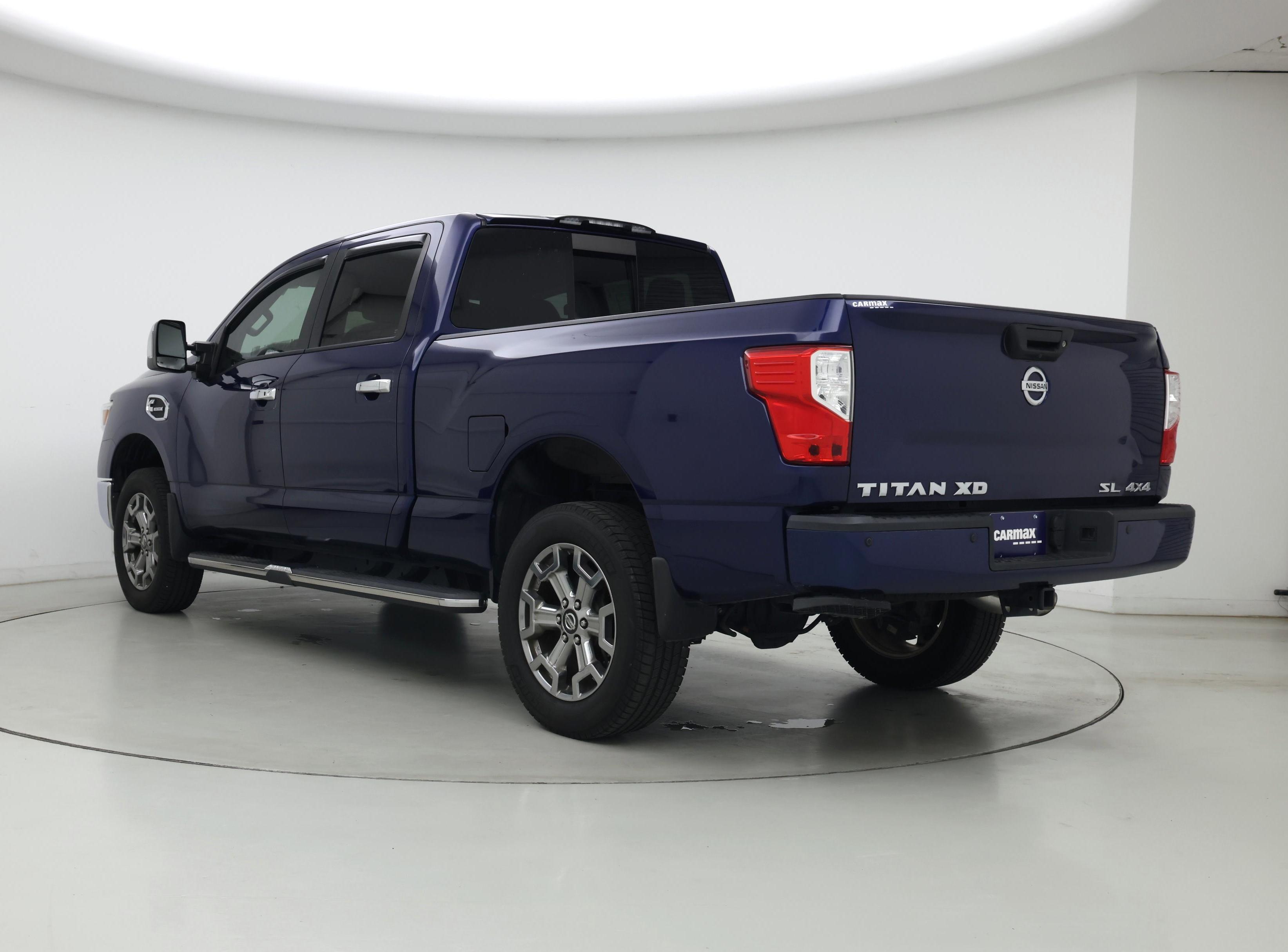 Thumbnail: 2019 Nissan Titan - 2
