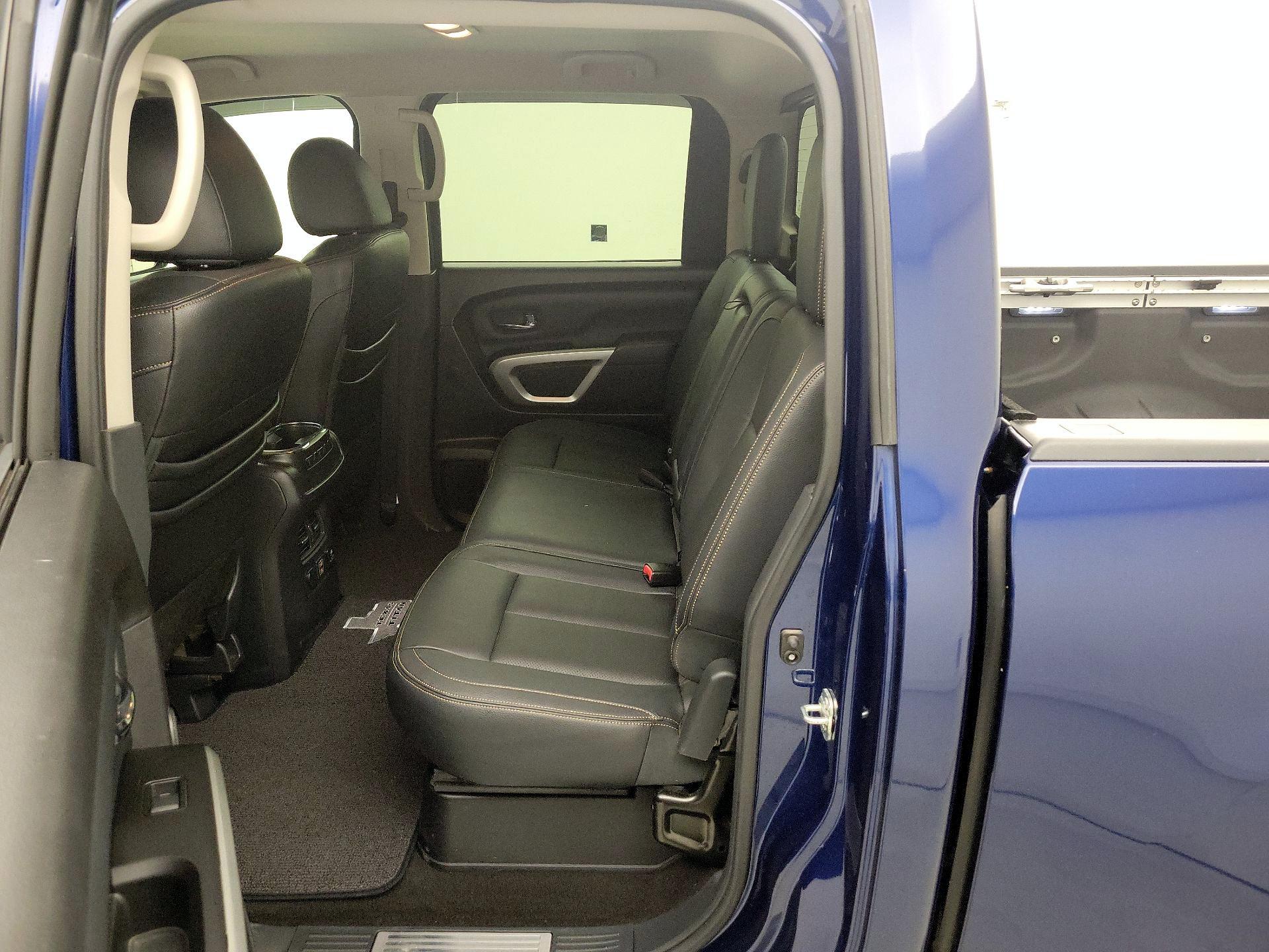 Thumbnail: 2019 Nissan Titan - 20