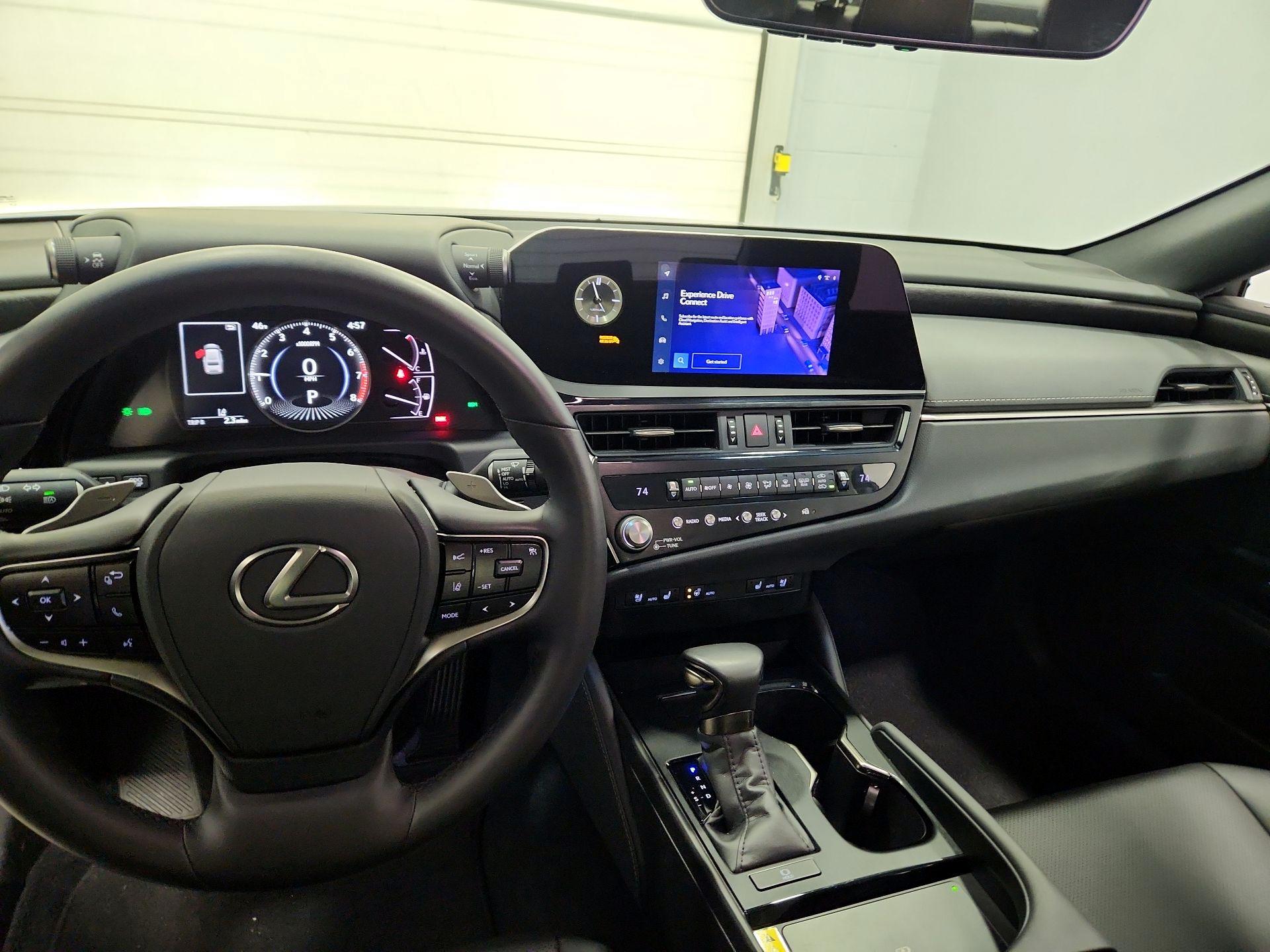 Thumbnail: 2025 Lexus ES - 9