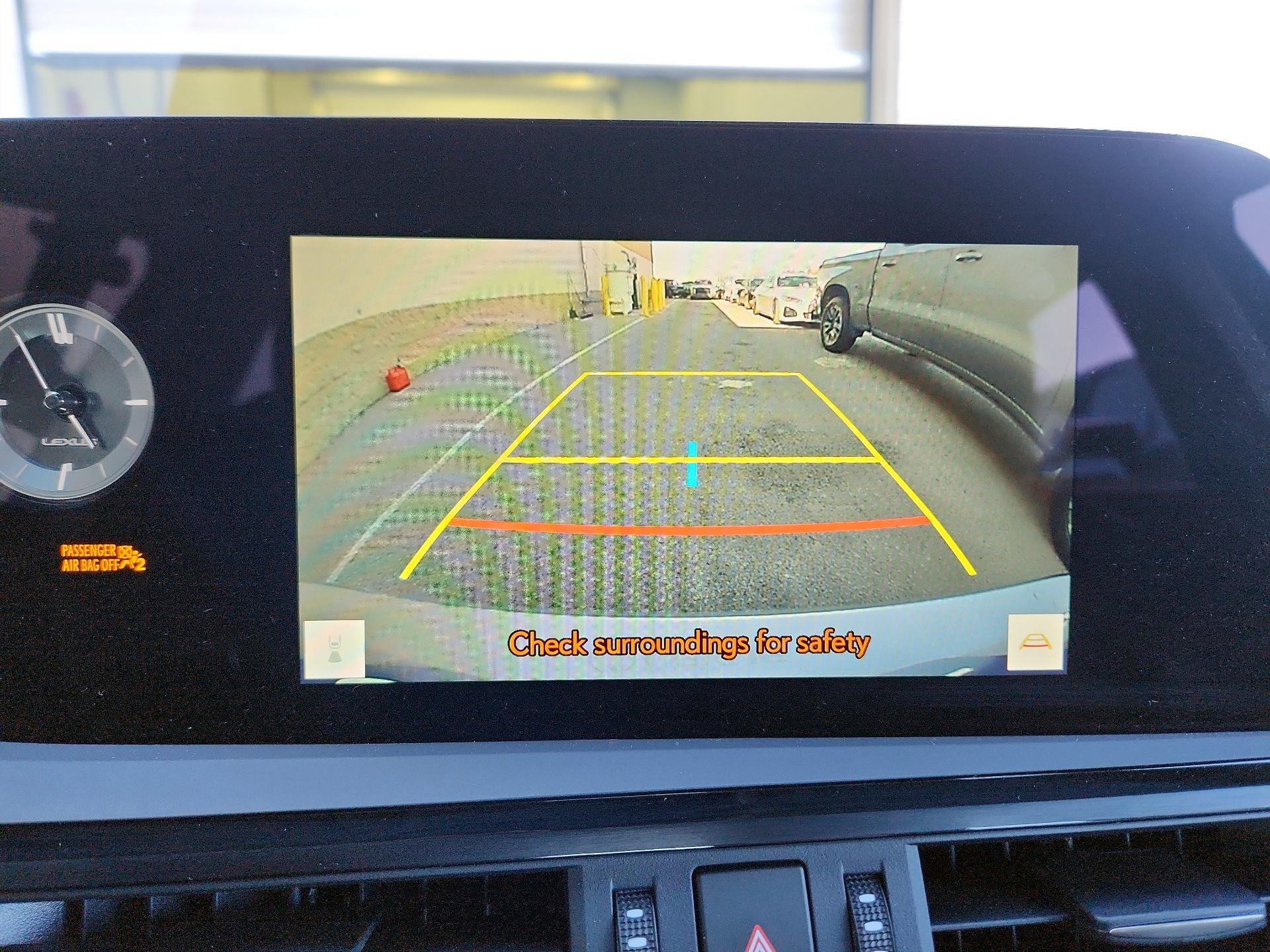 Thumbnail: 2025 Lexus ES - 15