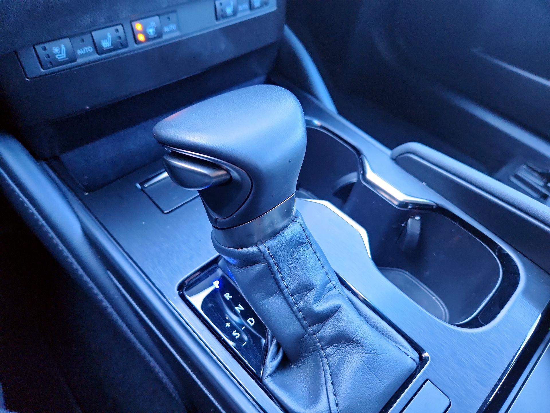 Thumbnail: 2025 Lexus ES - 18