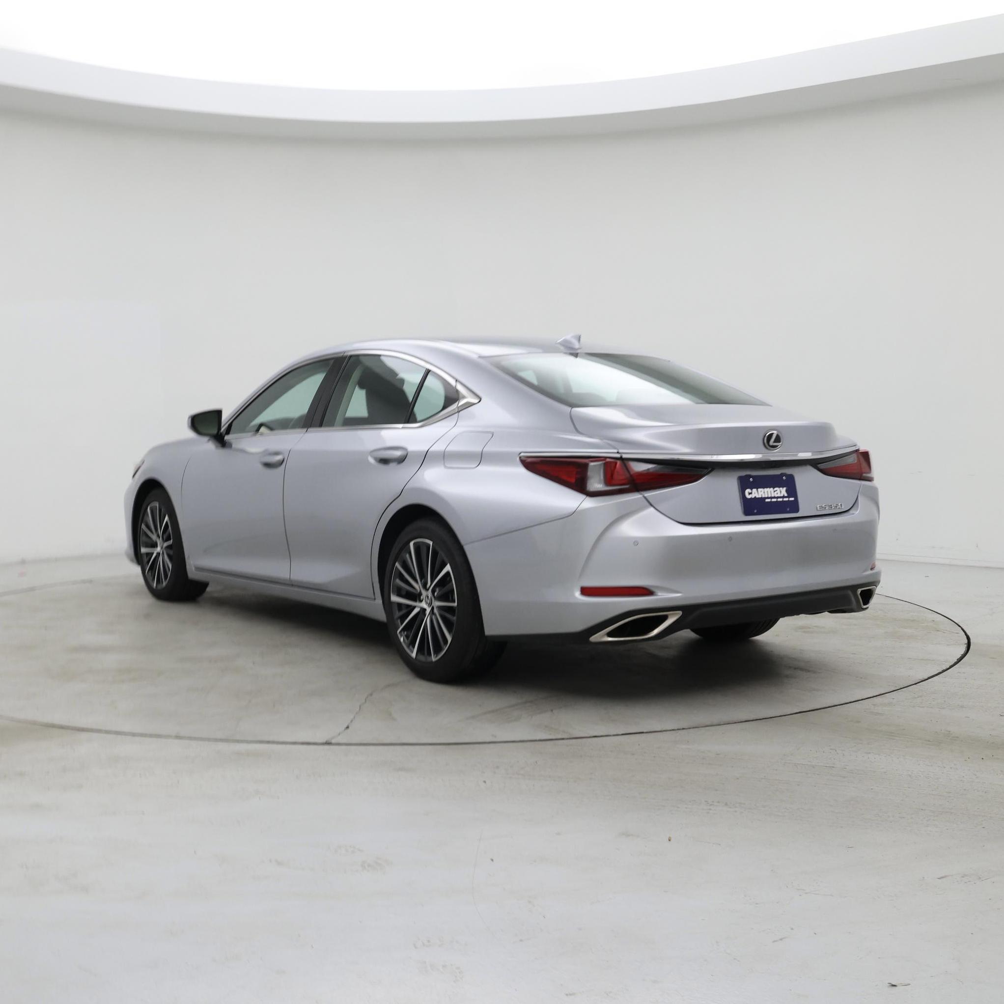 Thumbnail: 2025 Lexus ES - 2