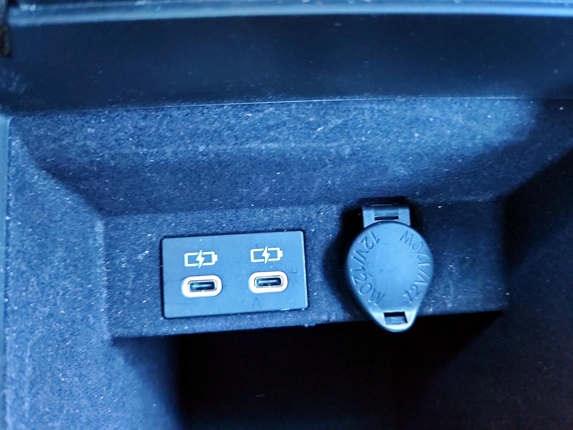 Thumbnail: 2025 Lexus ES - 19