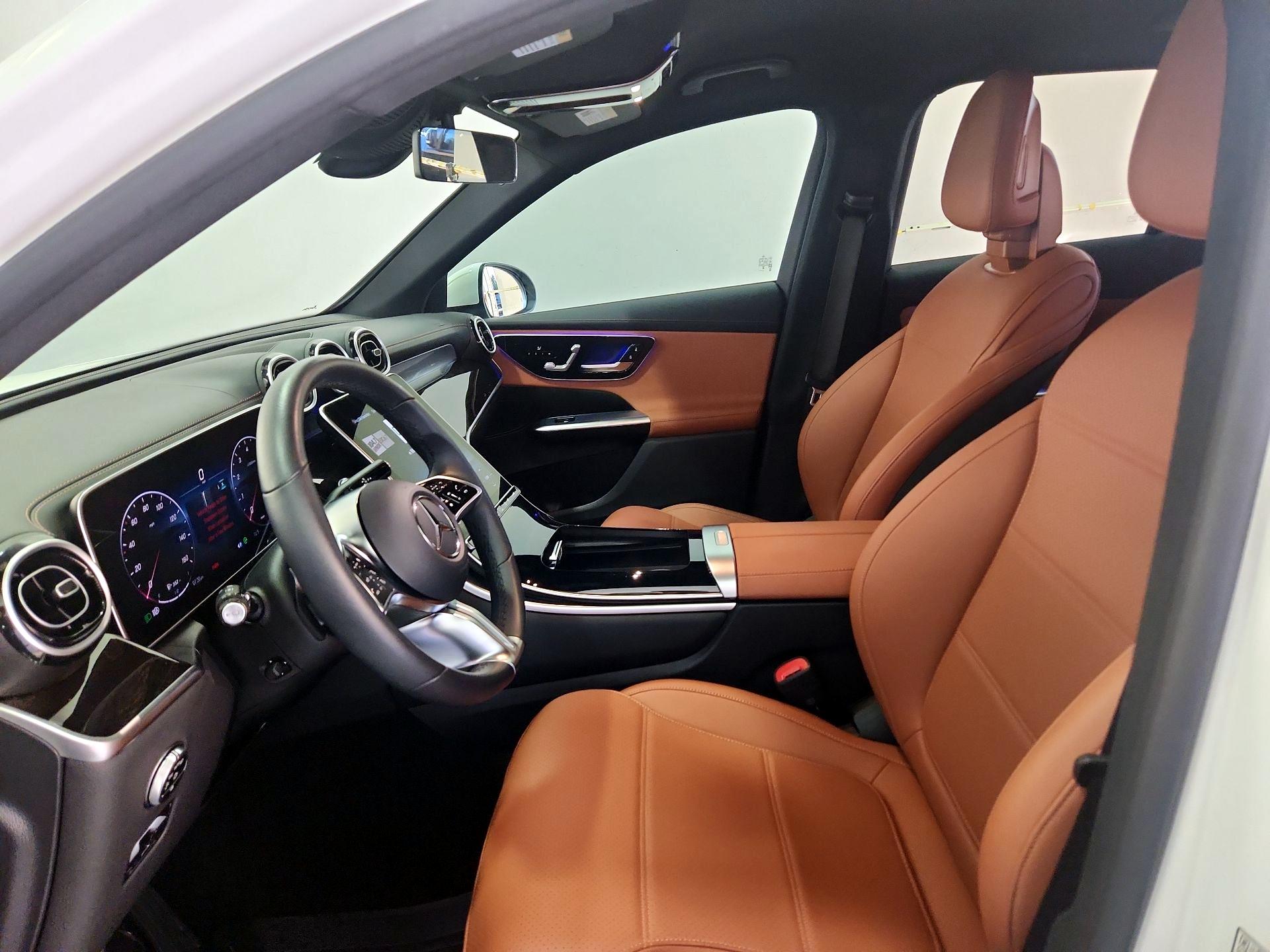 Thumbnail: 2025 Mercedes-Benz GLC - 11