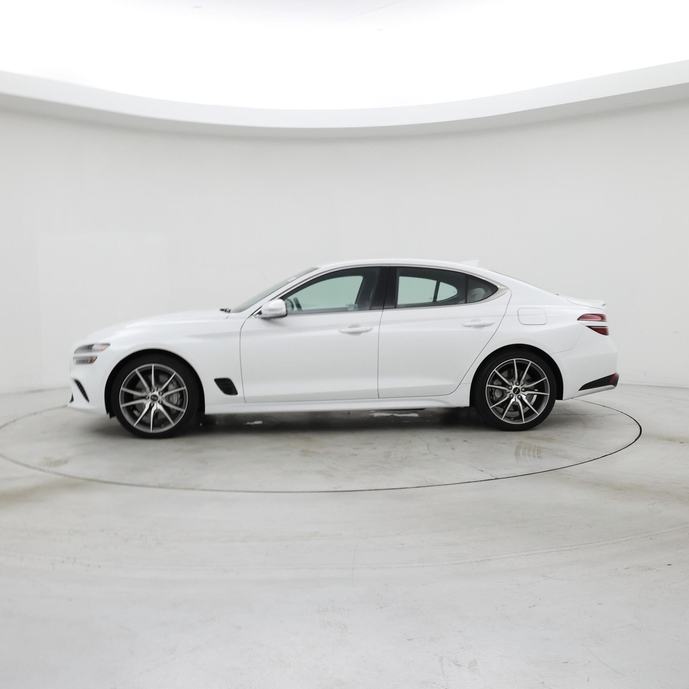 Thumbnail: 2025 Genesis G70 - 3