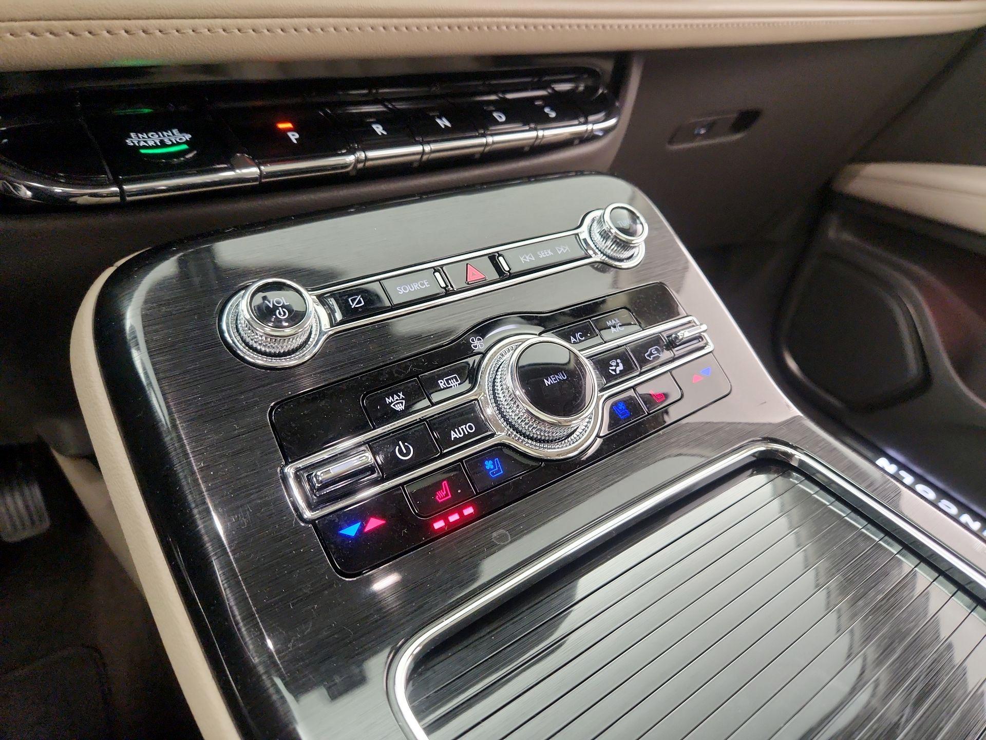 Thumbnail: 2023 Lincoln Nautilus - 17