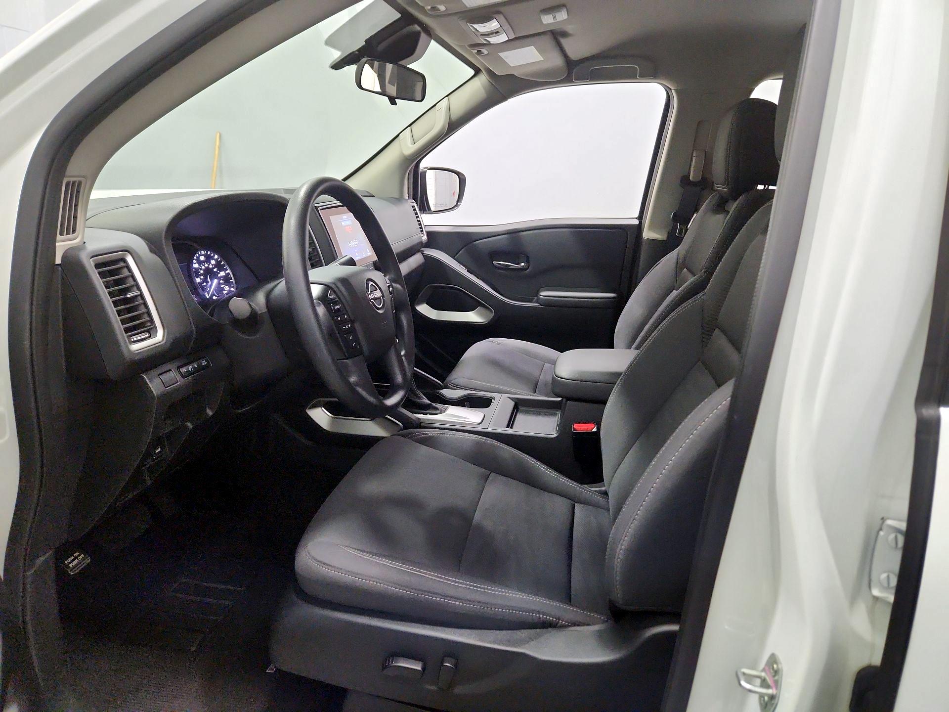 Thumbnail: 2024 Nissan Frontier - 11