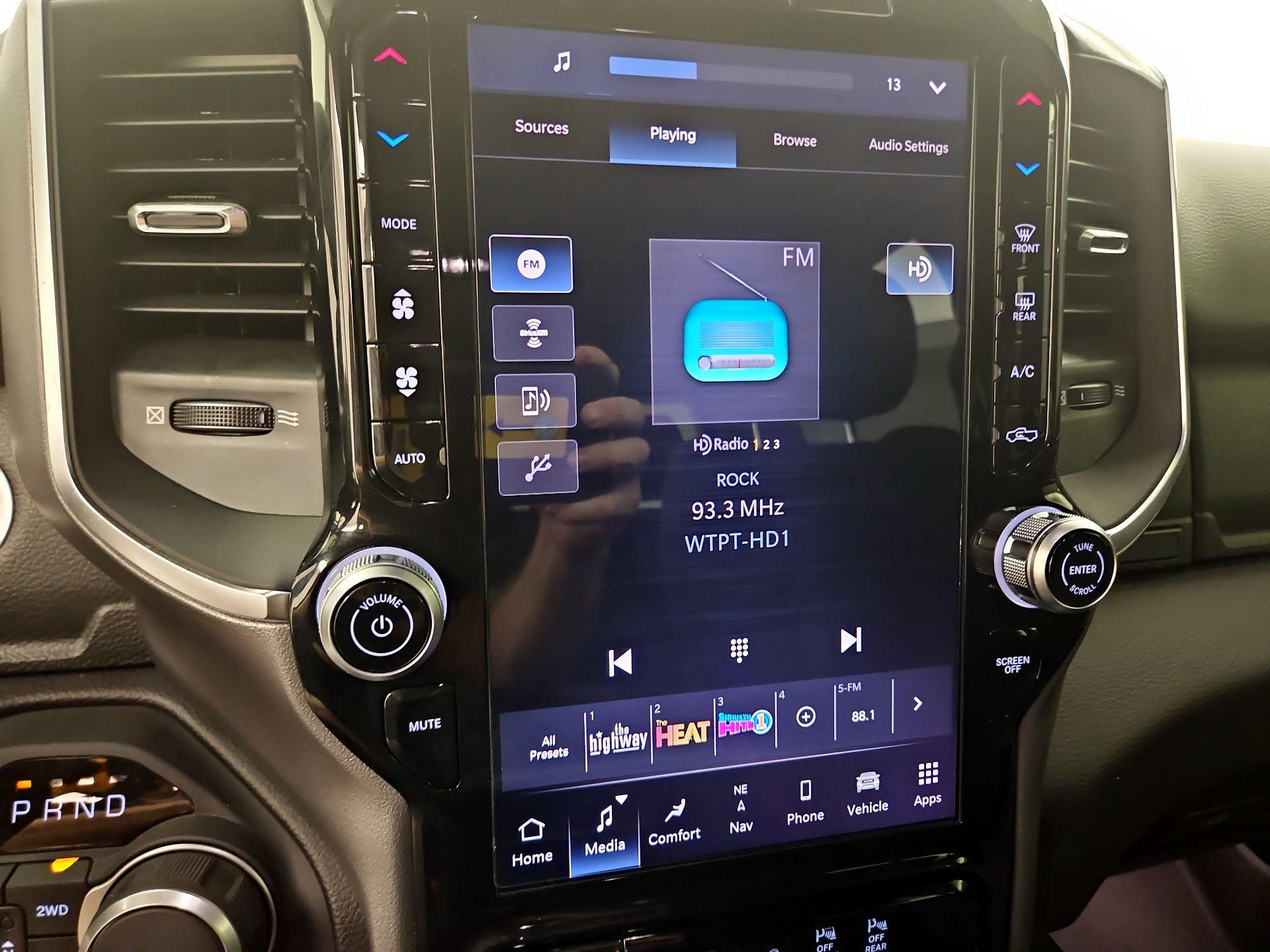 Thumbnail: 2025 RAM 1500 - 16