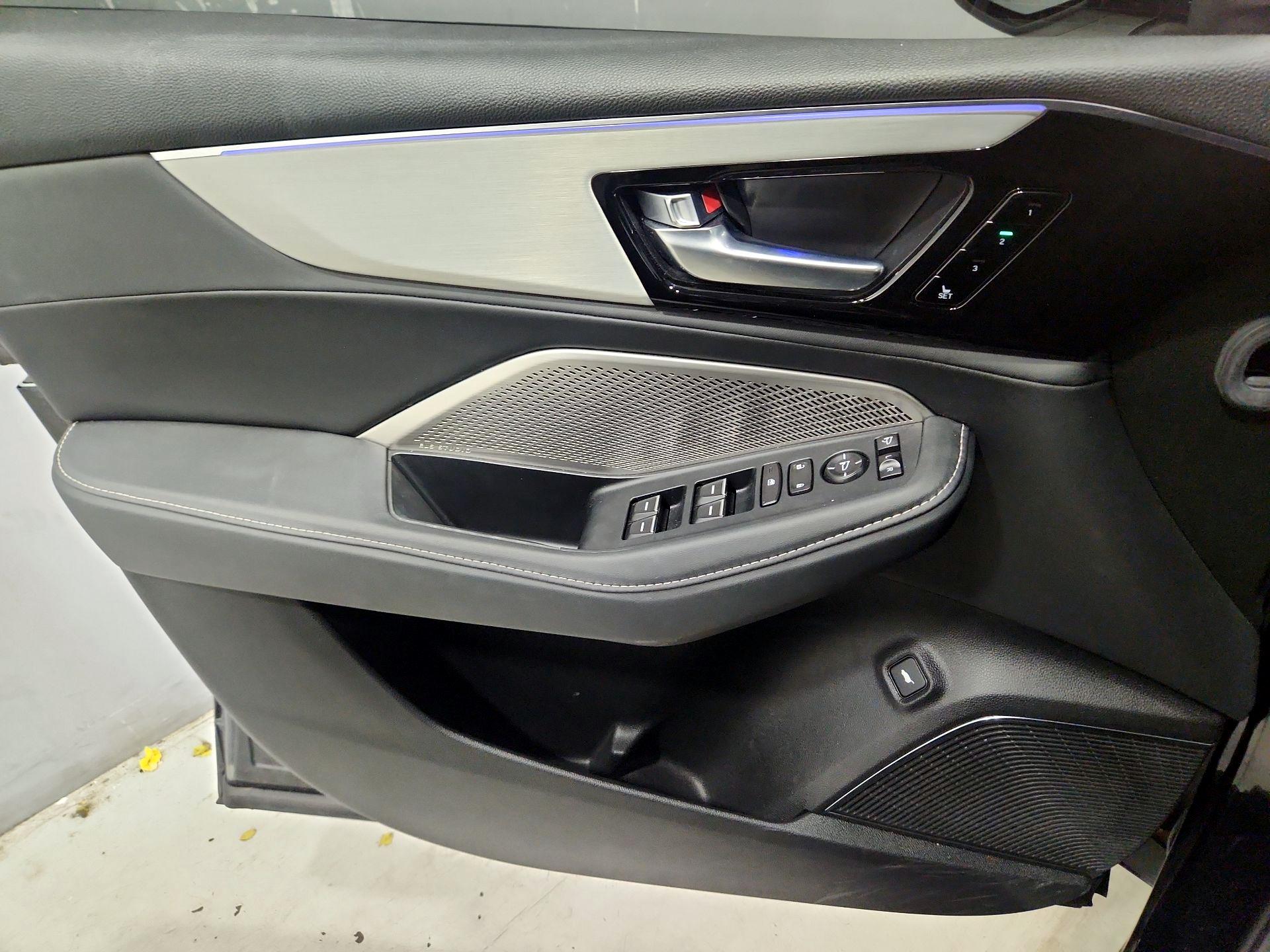 Thumbnail: 2024 Acura MDX - 12