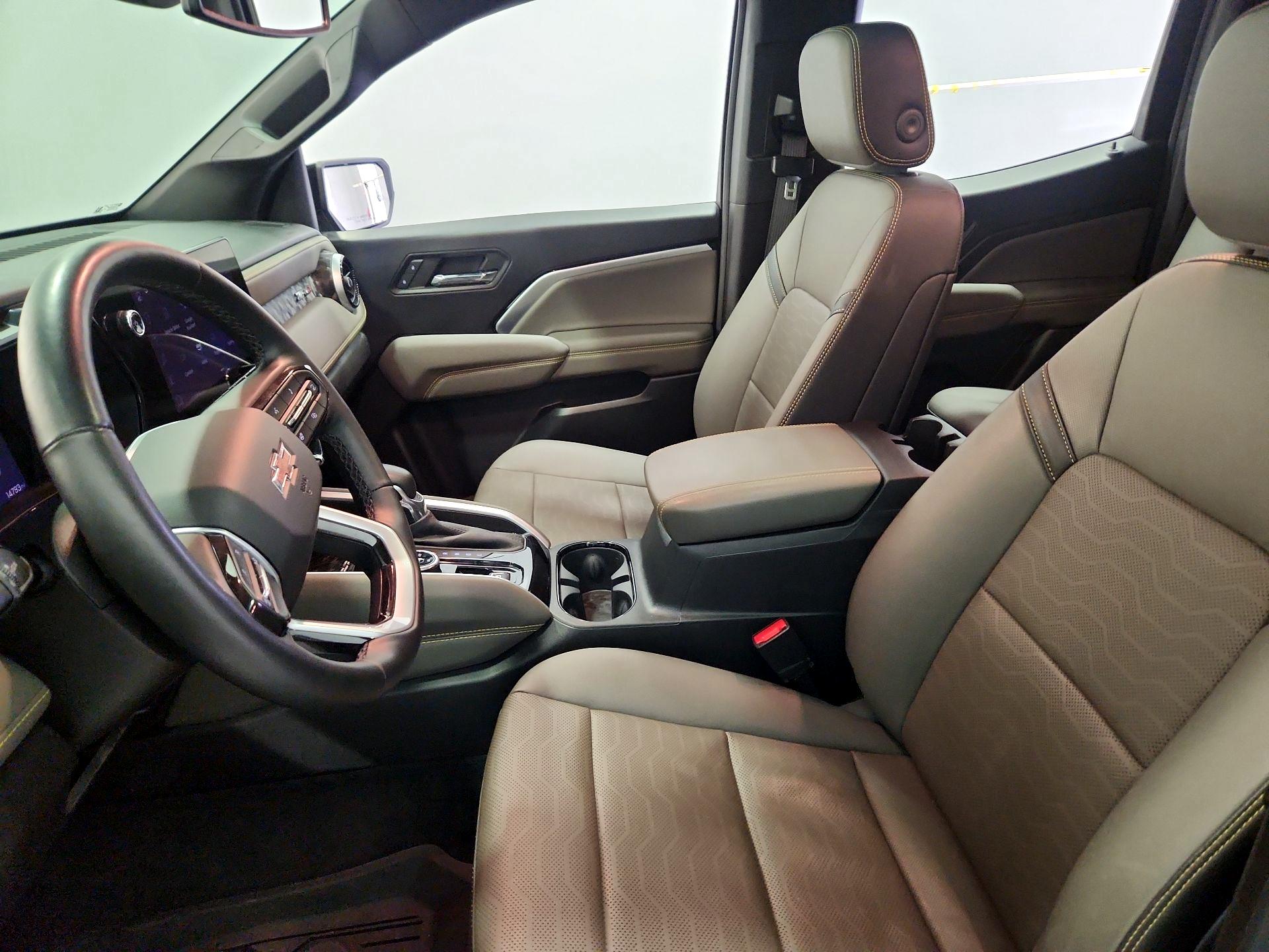 Thumbnail: 2024 Chevrolet Colorado - 11