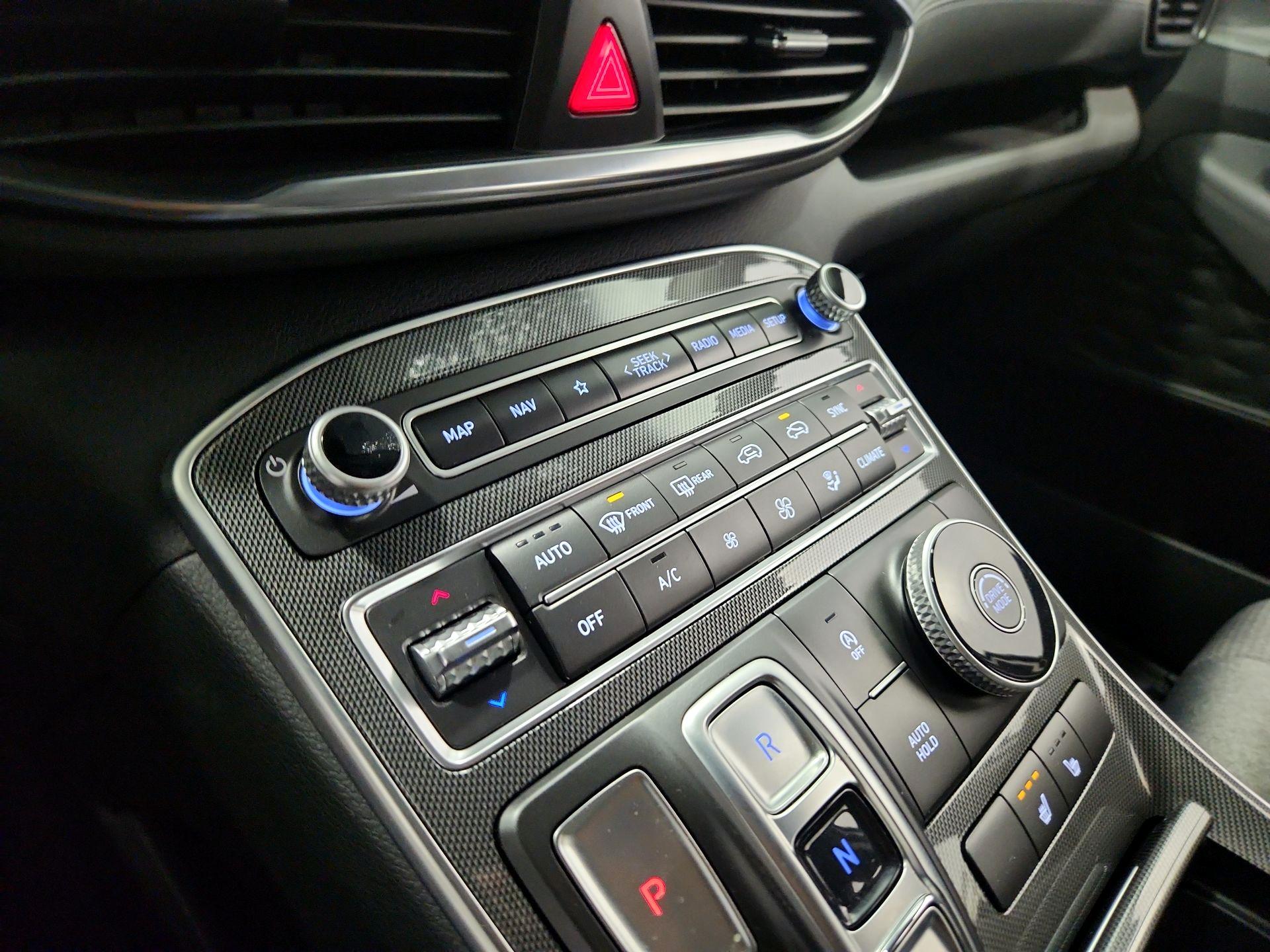 Thumbnail: 2023 Hyundai Santa Fe - 17