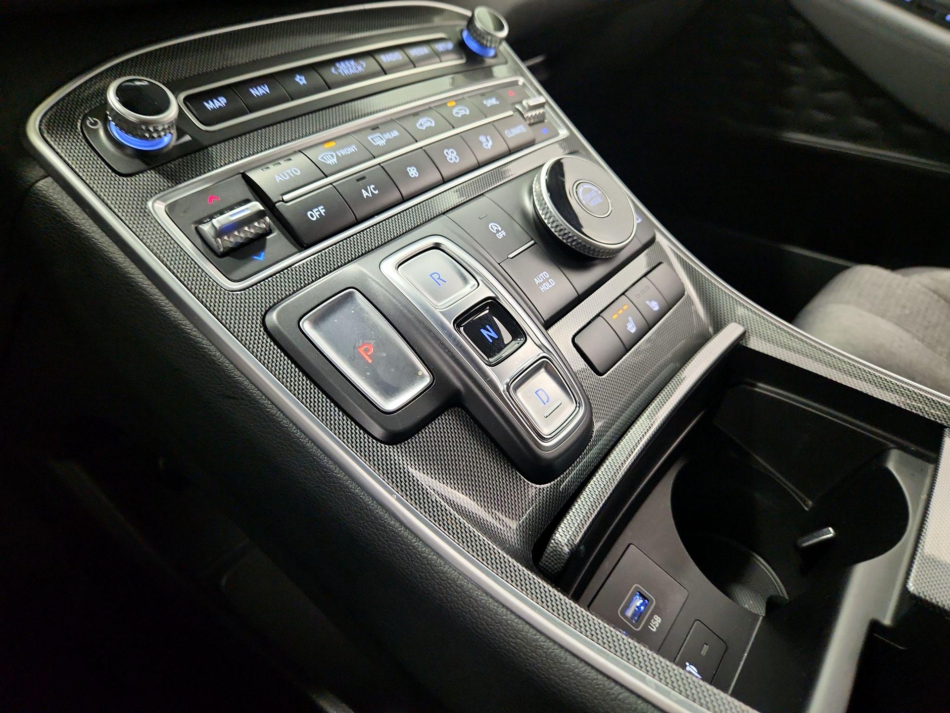 Thumbnail: 2023 Hyundai Santa Fe - 18