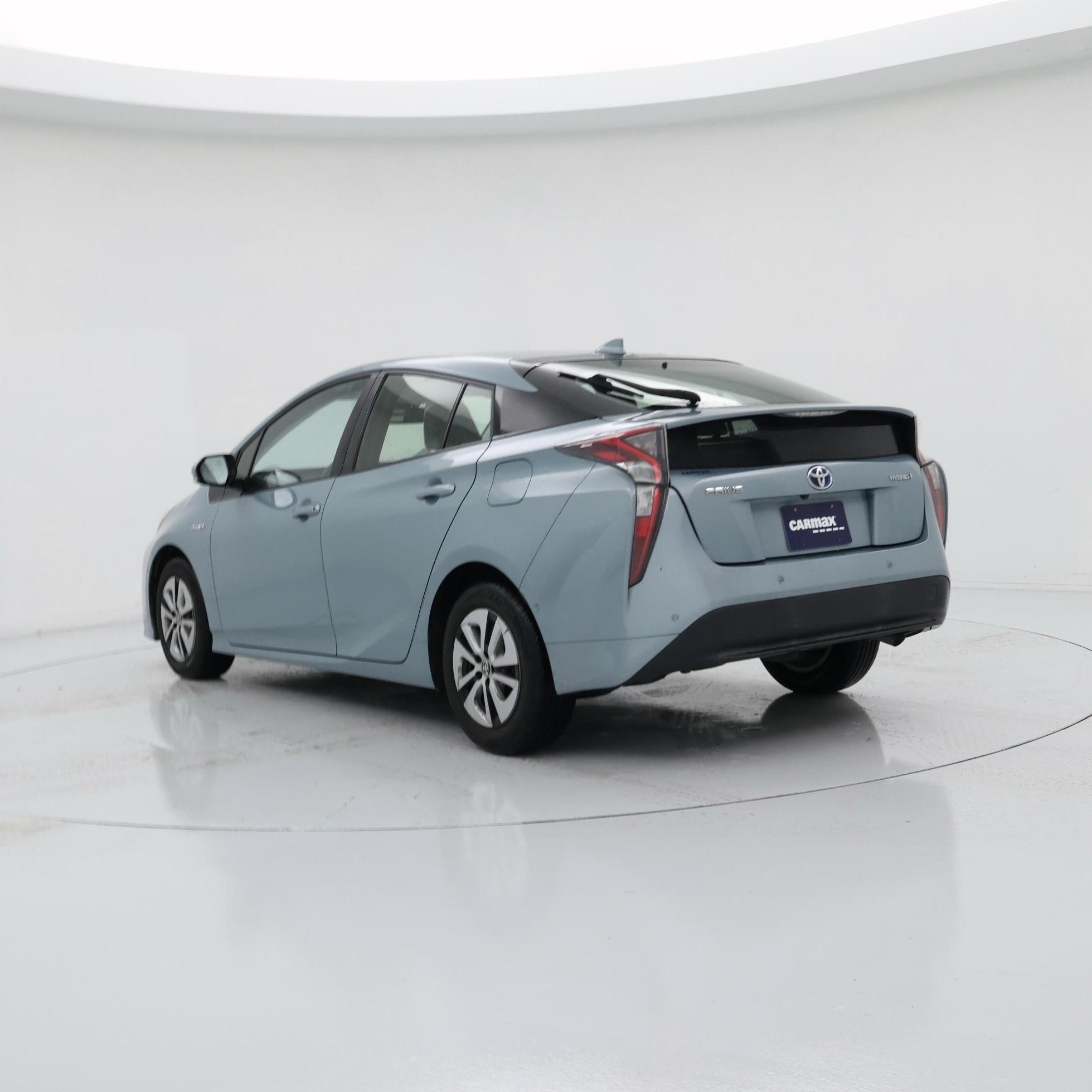 Thumbnail: 2018 Toyota Prius - 2