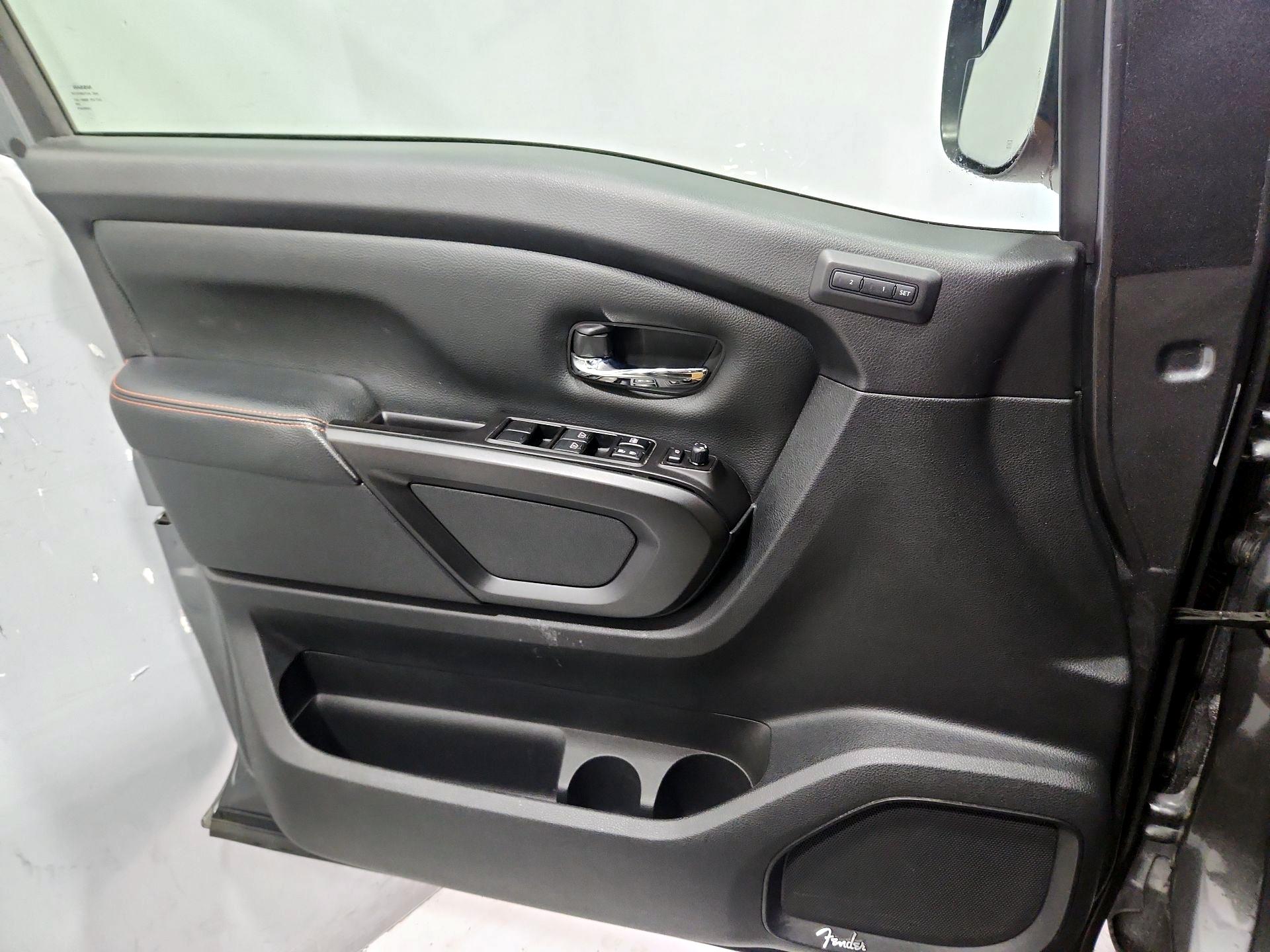 Thumbnail: 2020 Nissan Titan - 12