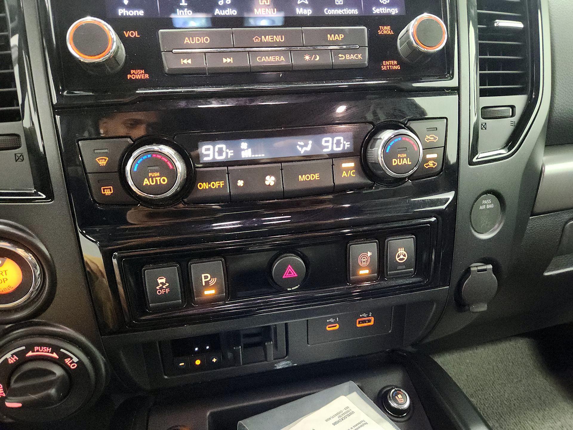 Thumbnail: 2020 Nissan Titan - 16