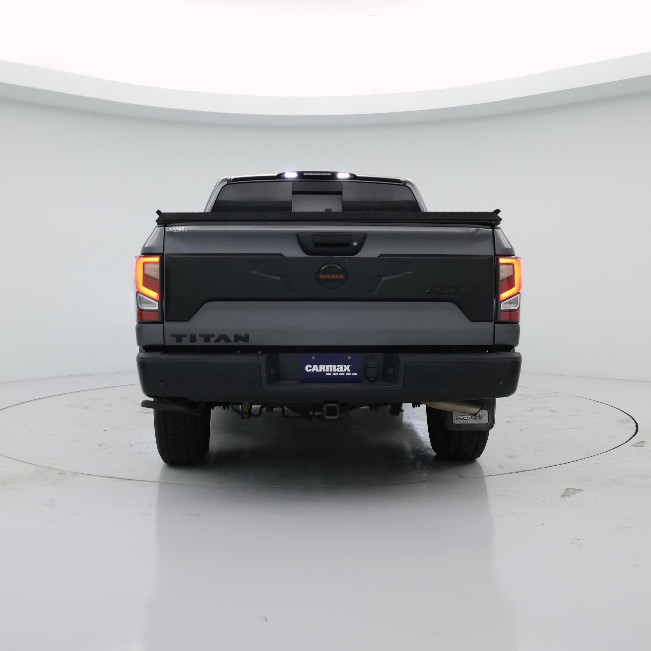 Thumbnail: 2020 Nissan Titan - 6