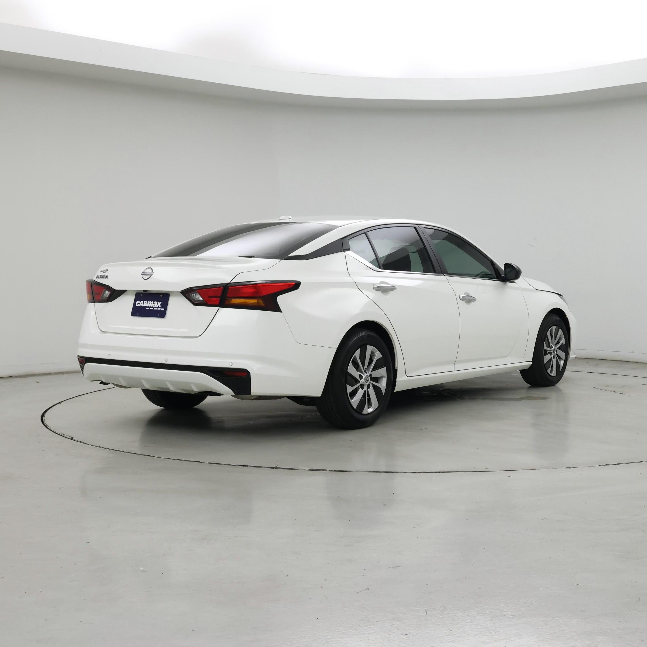 Thumbnail: 2025 Nissan Altima - 8