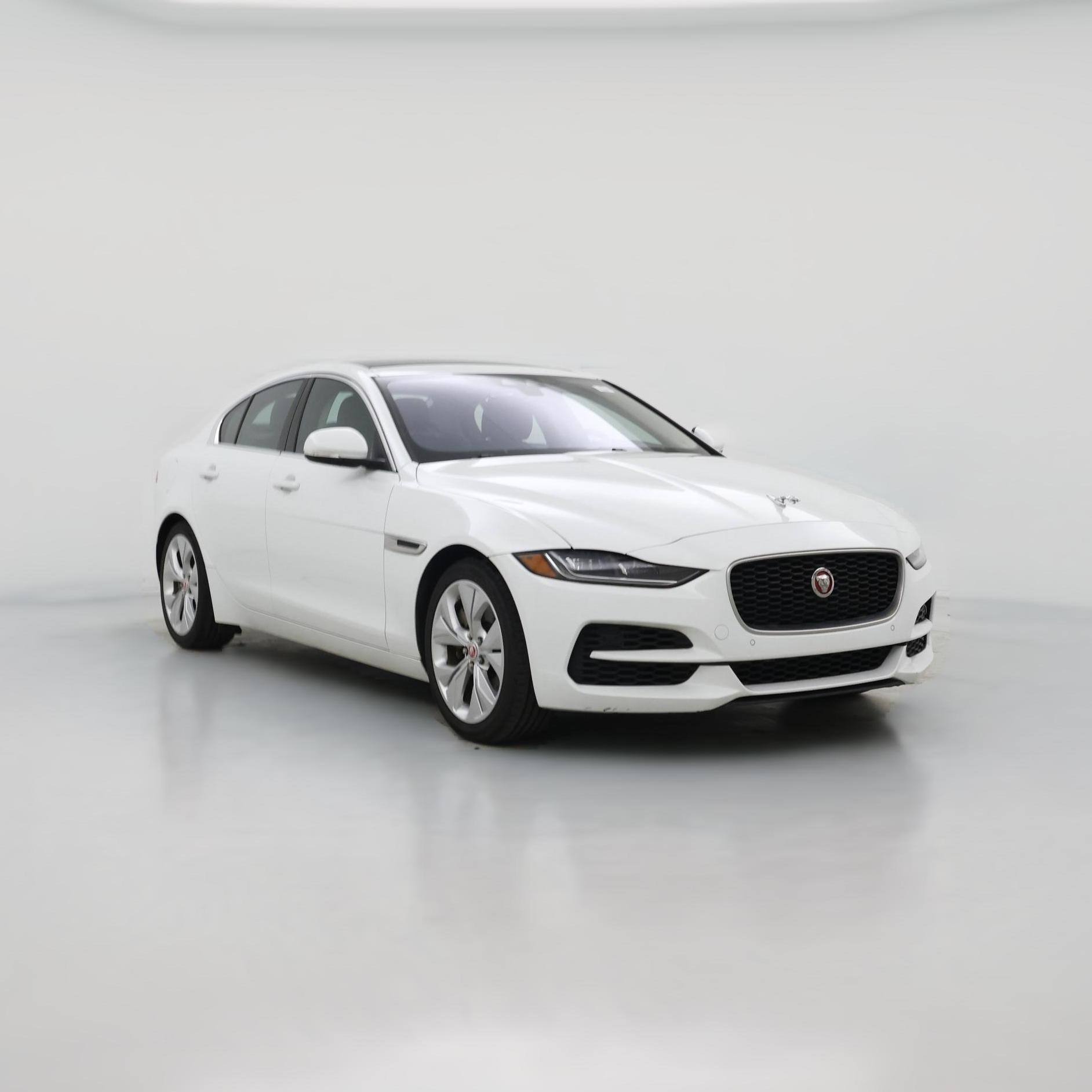 Thumbnail: 2020 Jaguar XE - 1