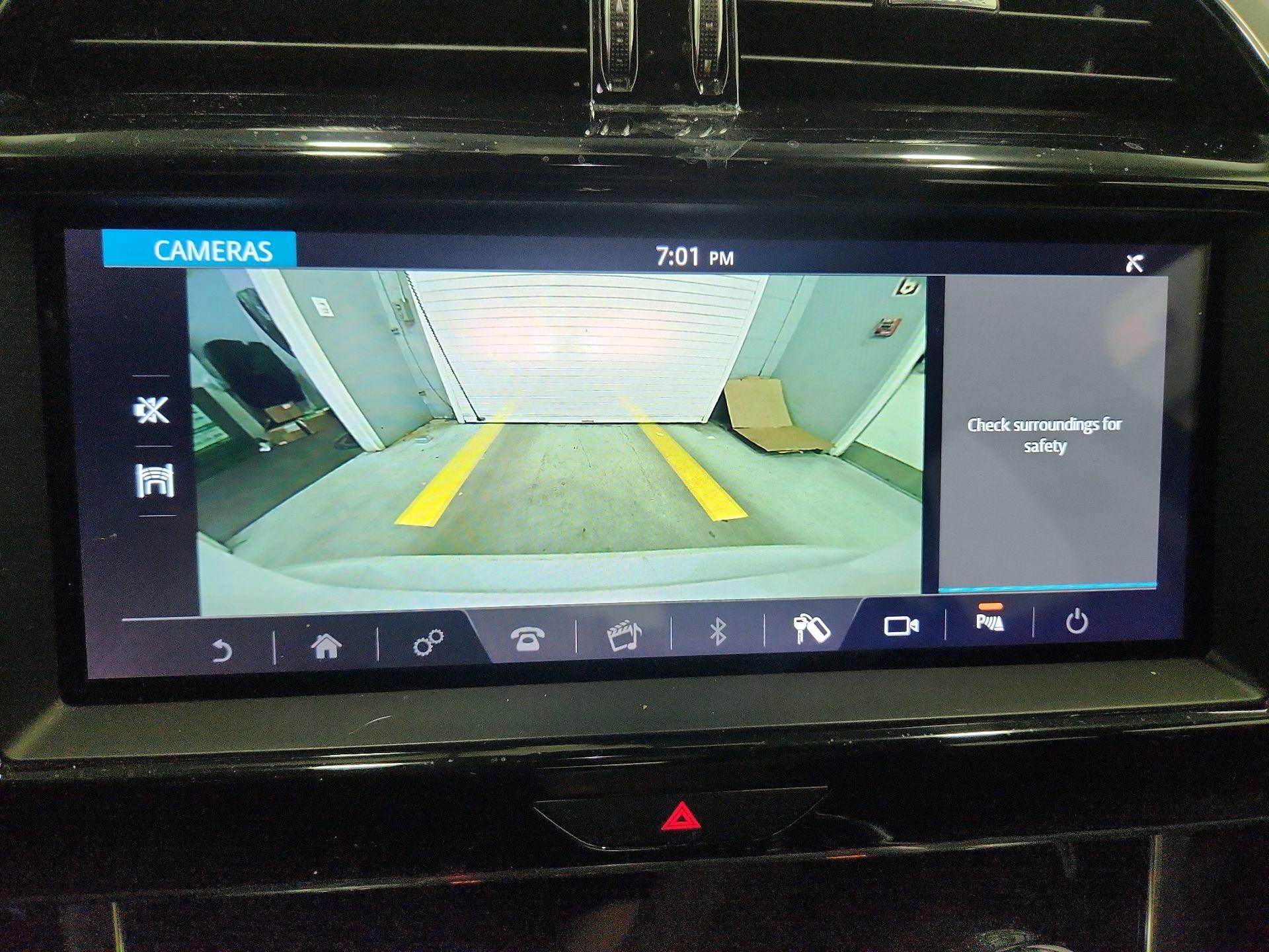 Thumbnail: 2020 Jaguar XE - 14