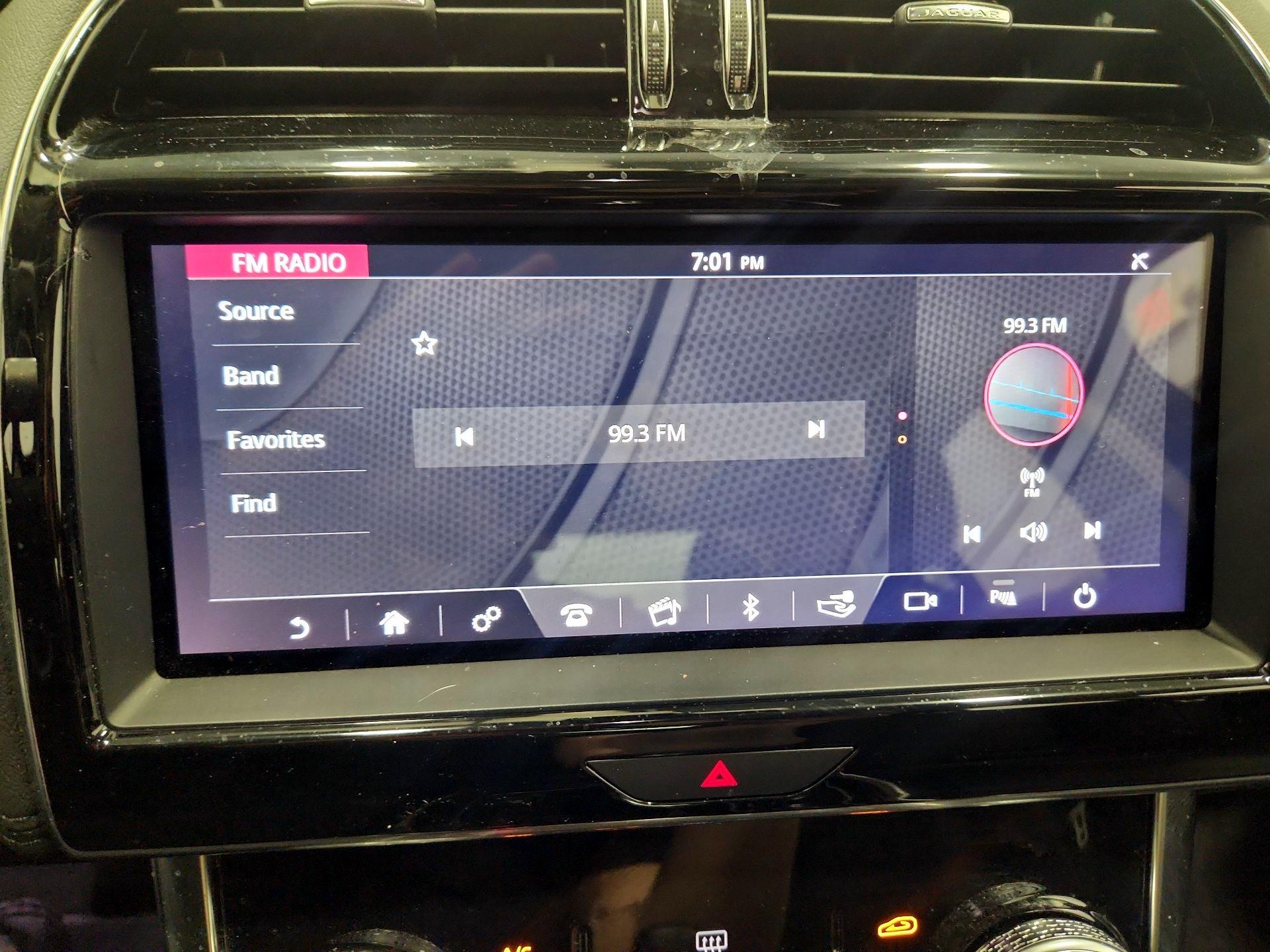 Thumbnail: 2020 Jaguar XE - 15