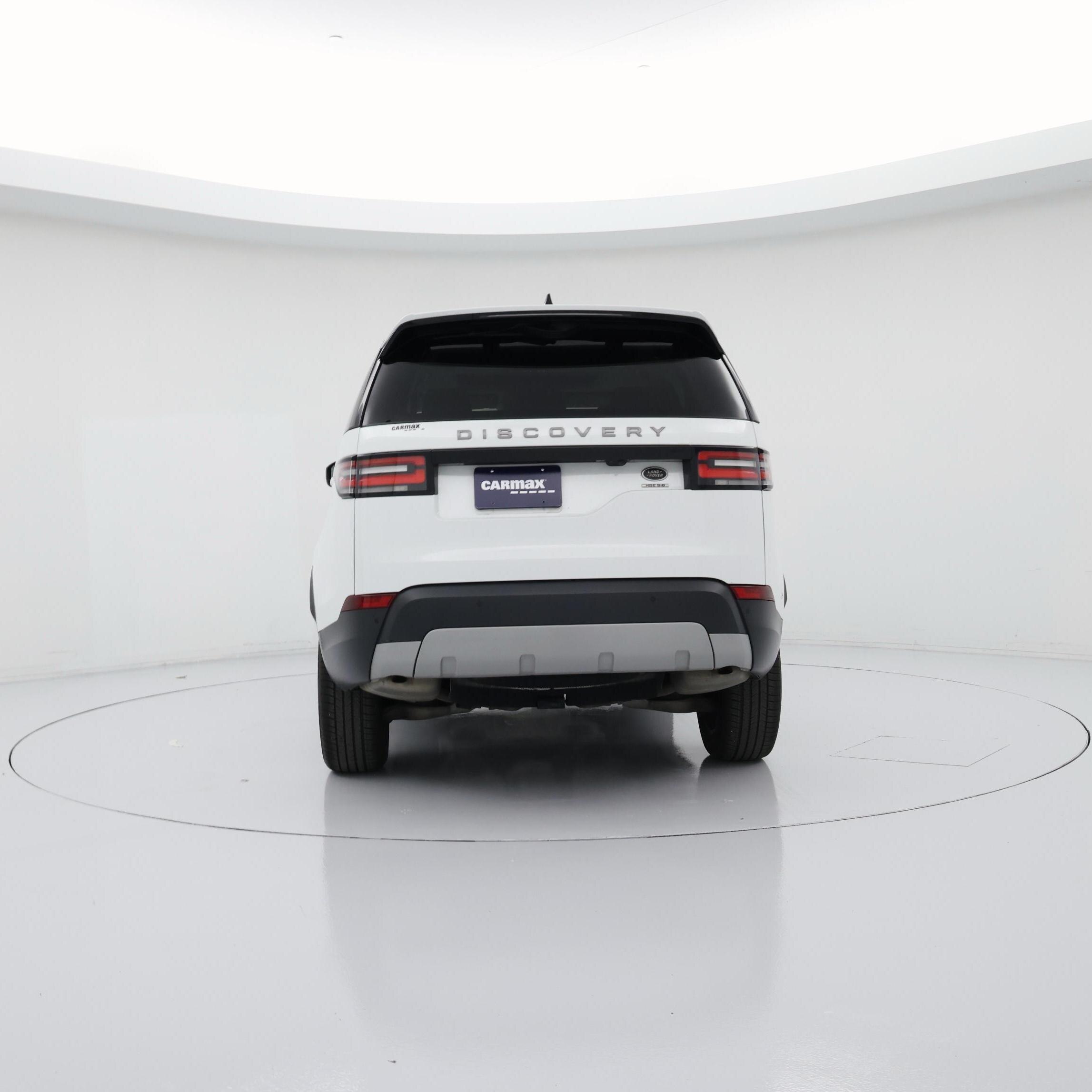 Thumbnail: 2017 Land Rover Discovery - 6